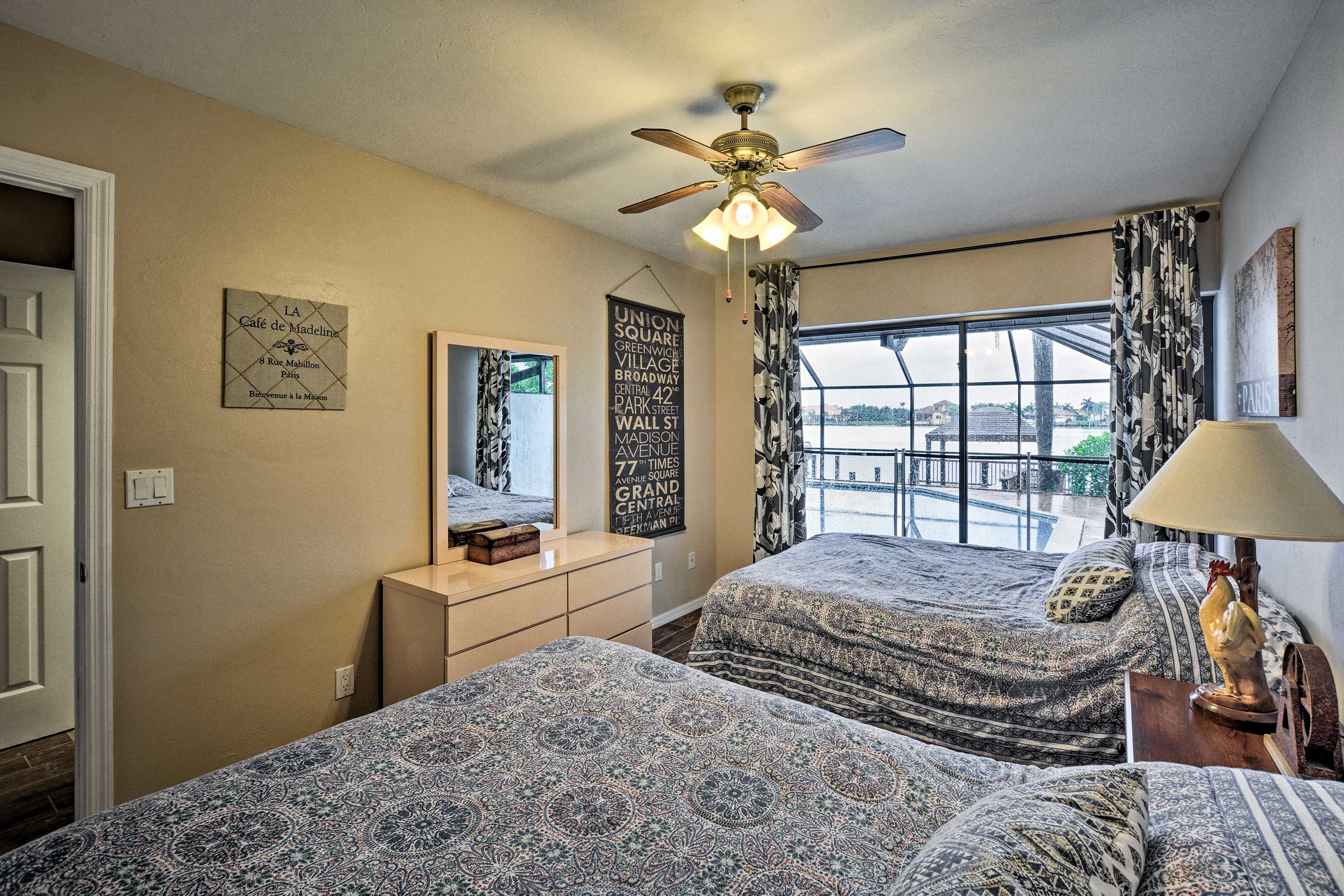 The second bedroom feature 2 full-sized beds.