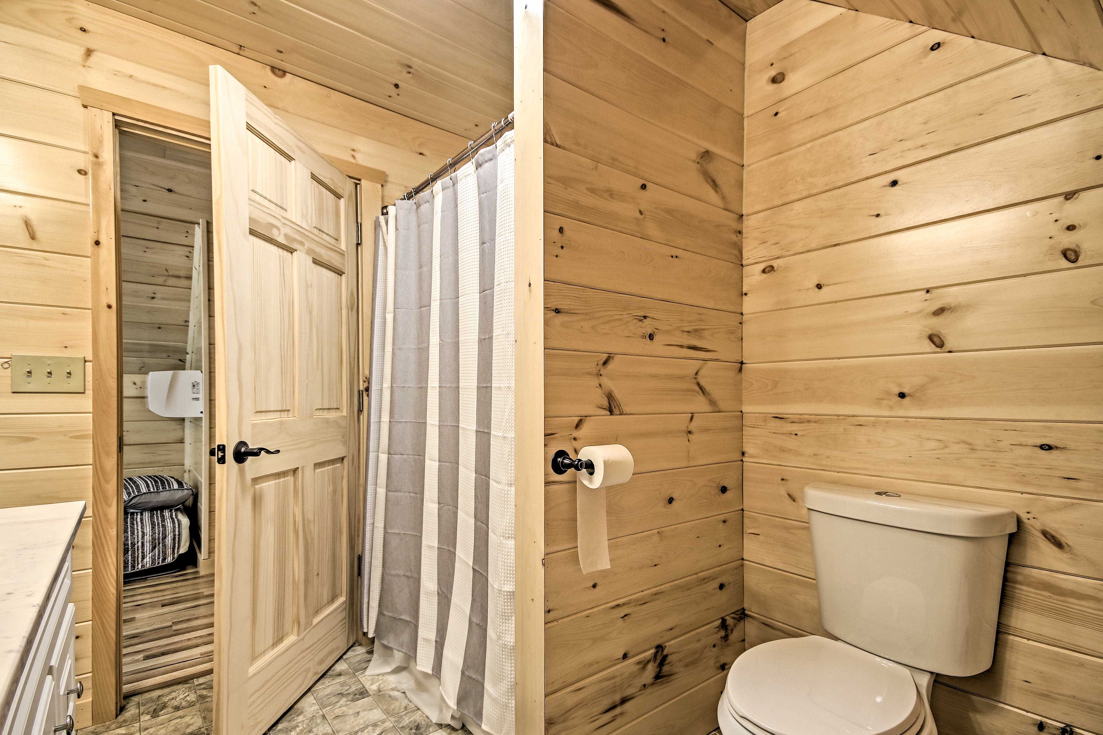 Full Bathroom