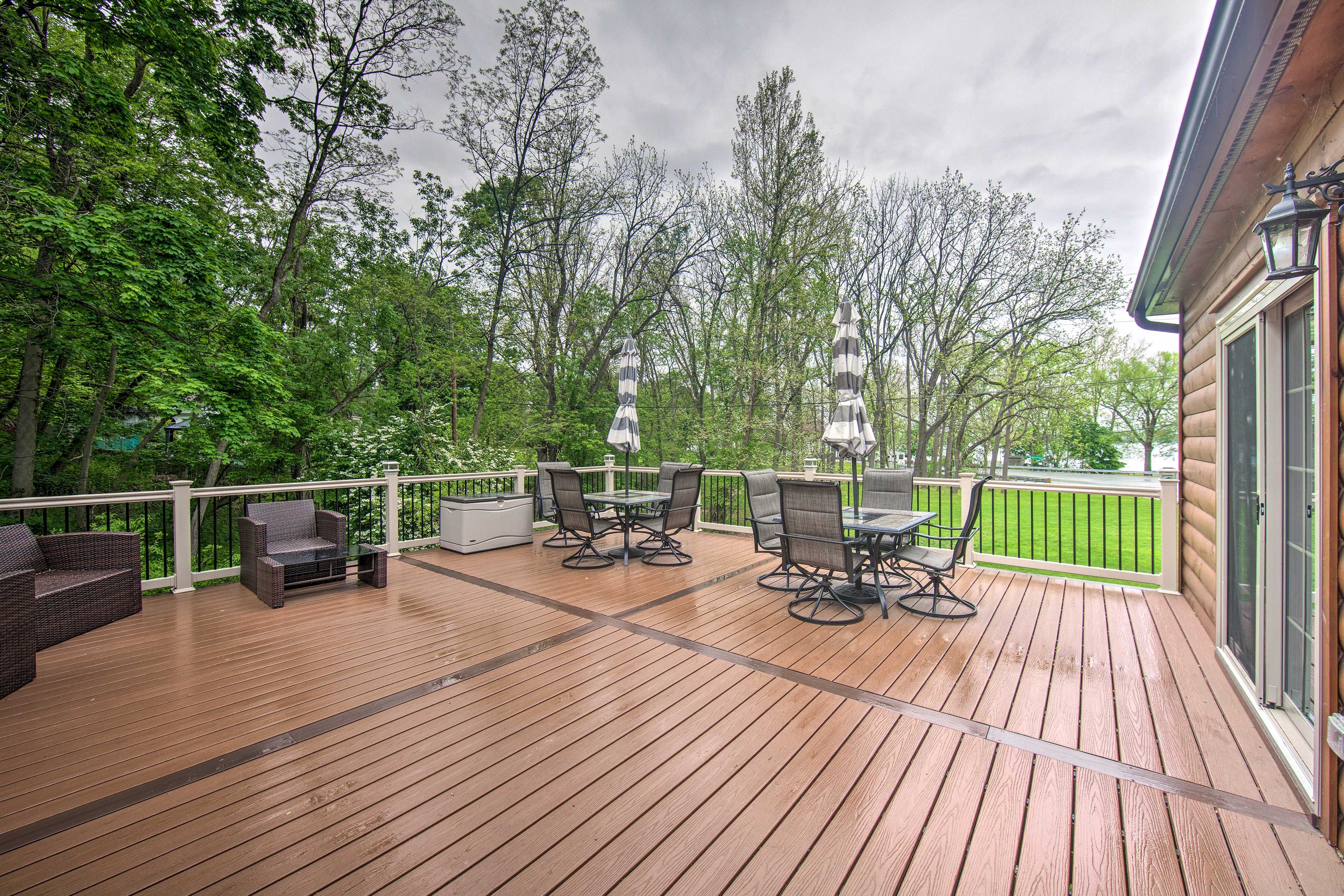Furnished Deck | Outdoor Dining Areas