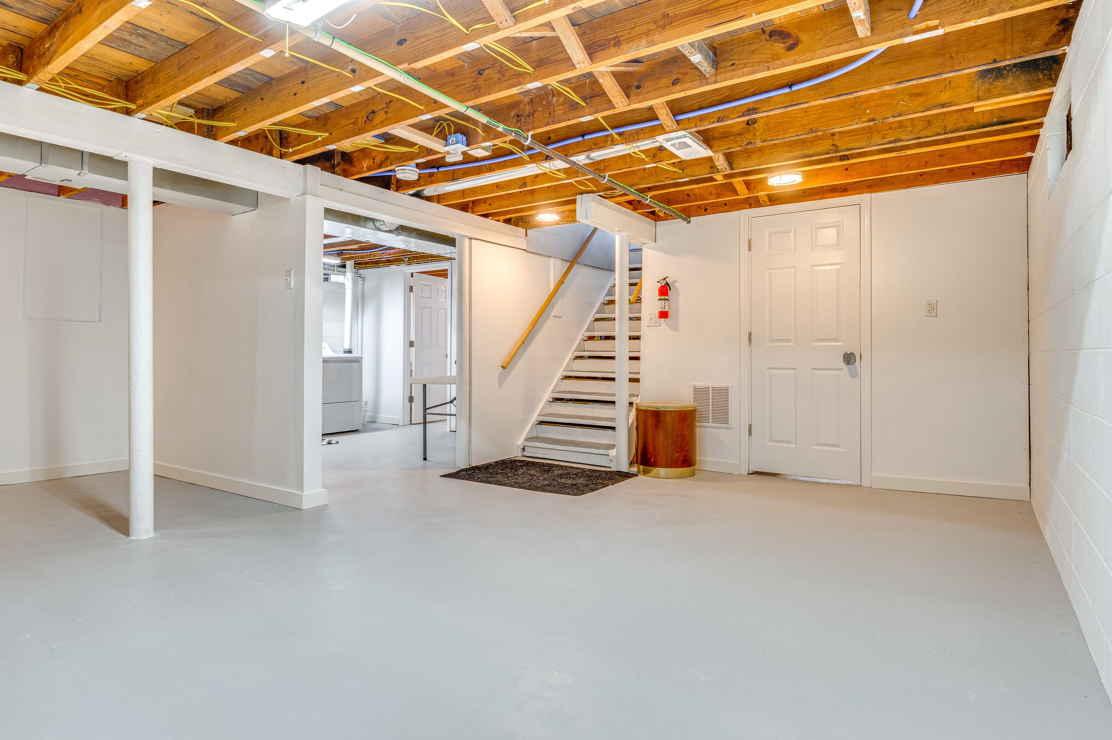 Basement | Flat-Screen TV