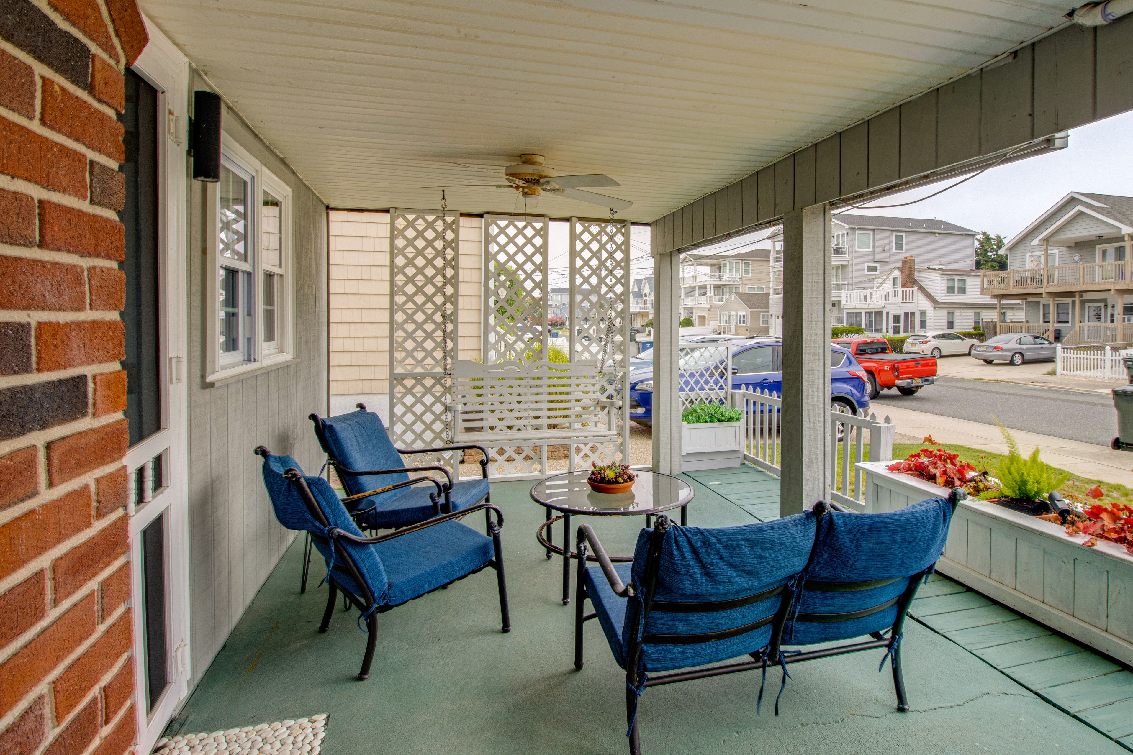 Front Porch | Outdoor Shower
