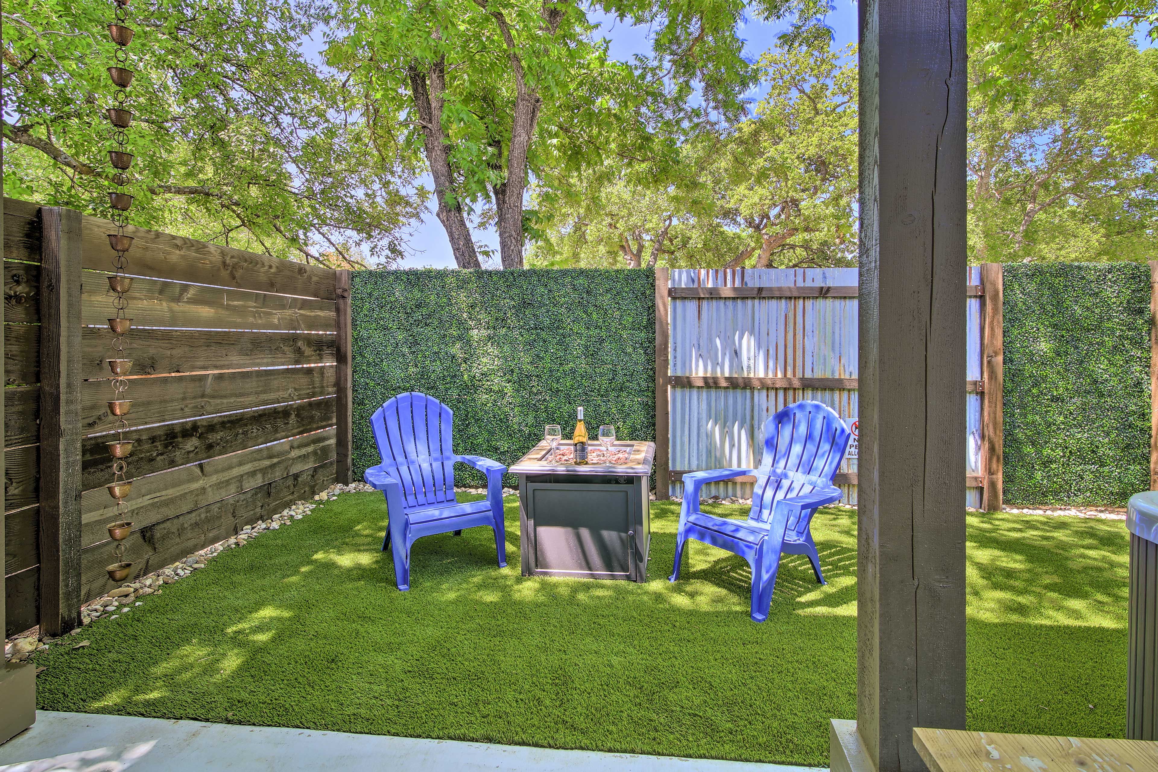 Finish the evening with a glass of wine around the gas fire pit.