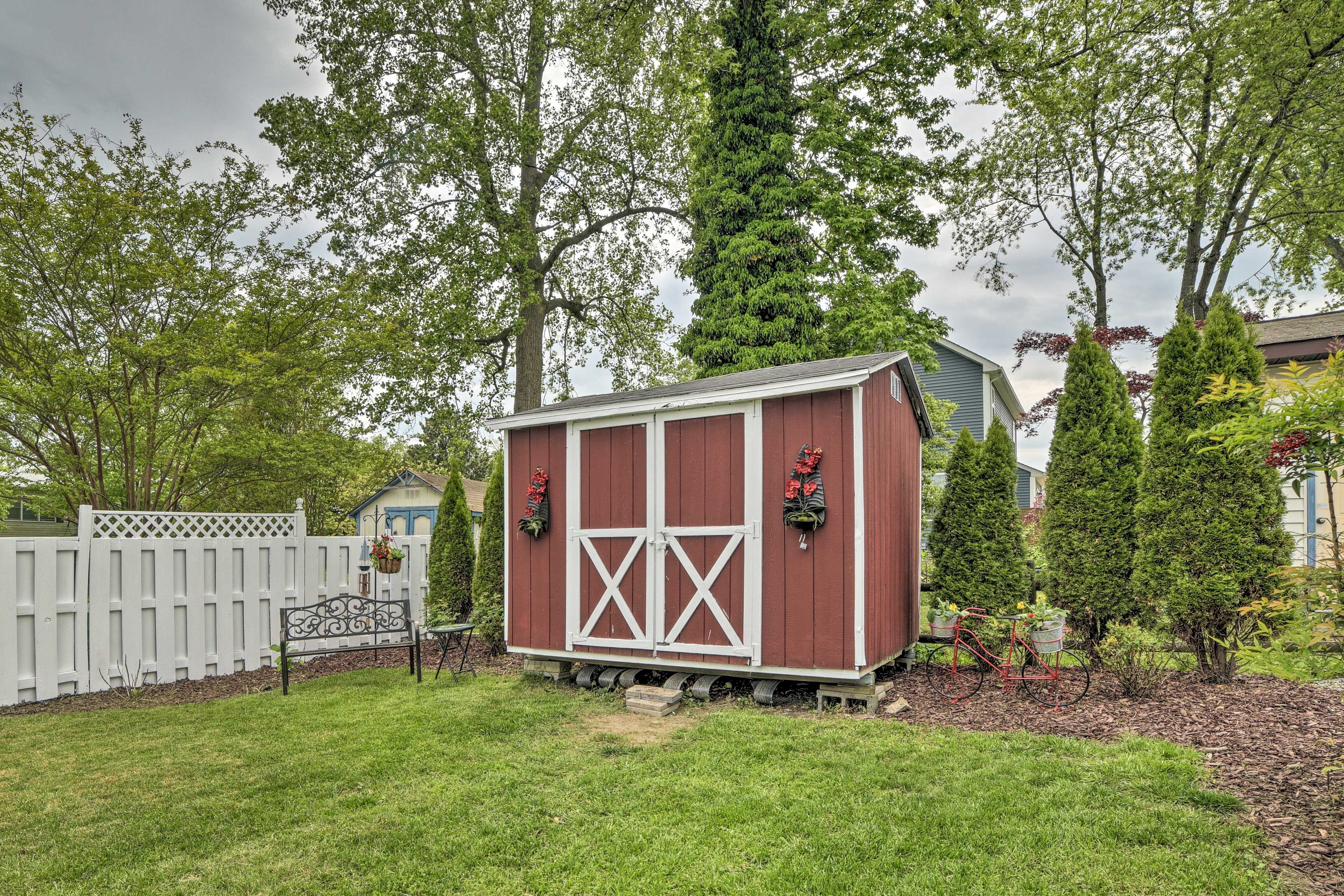 Fenced Yard