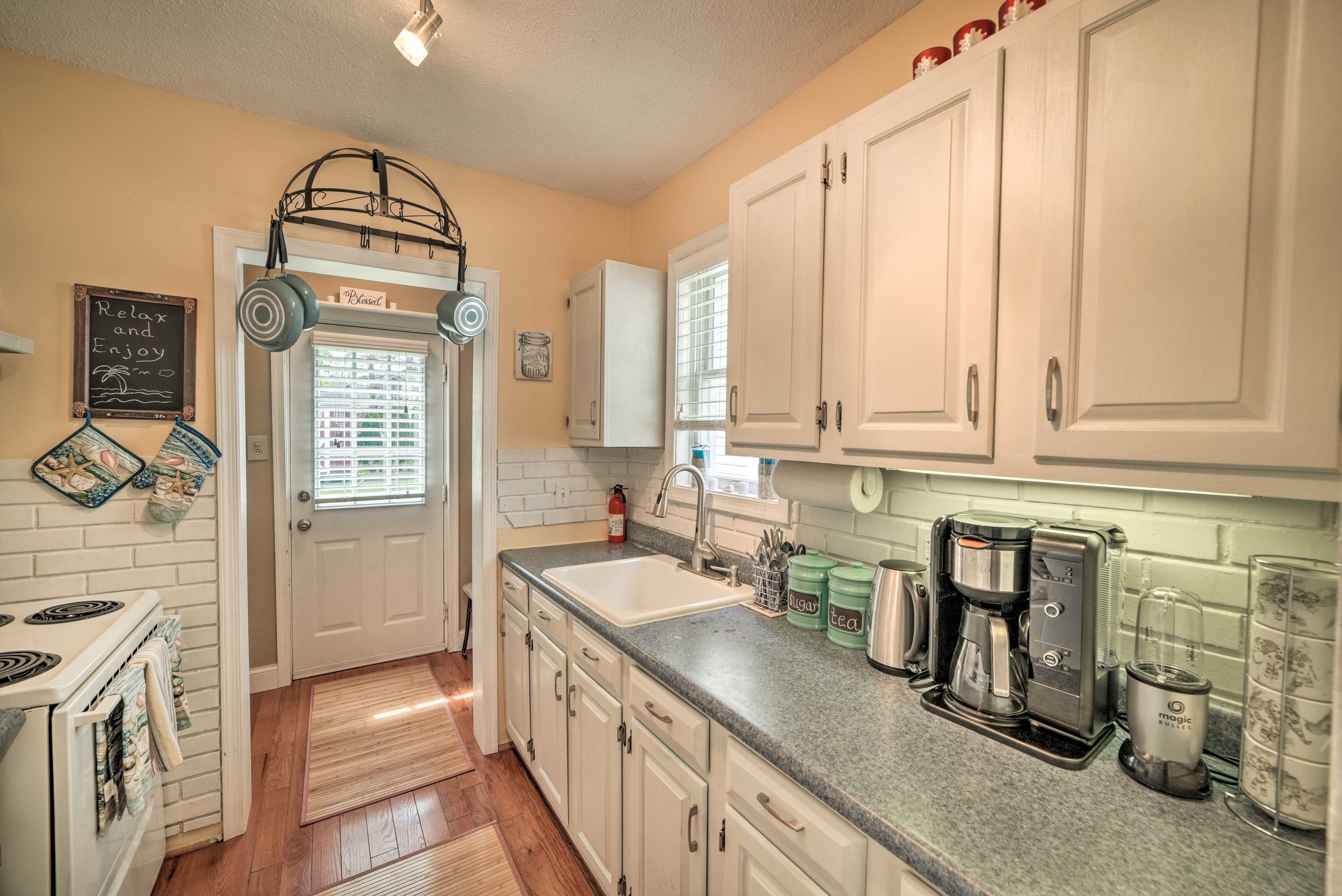 Kitchen | Coffee Maker | Cooking Basics | Toaster | Spices