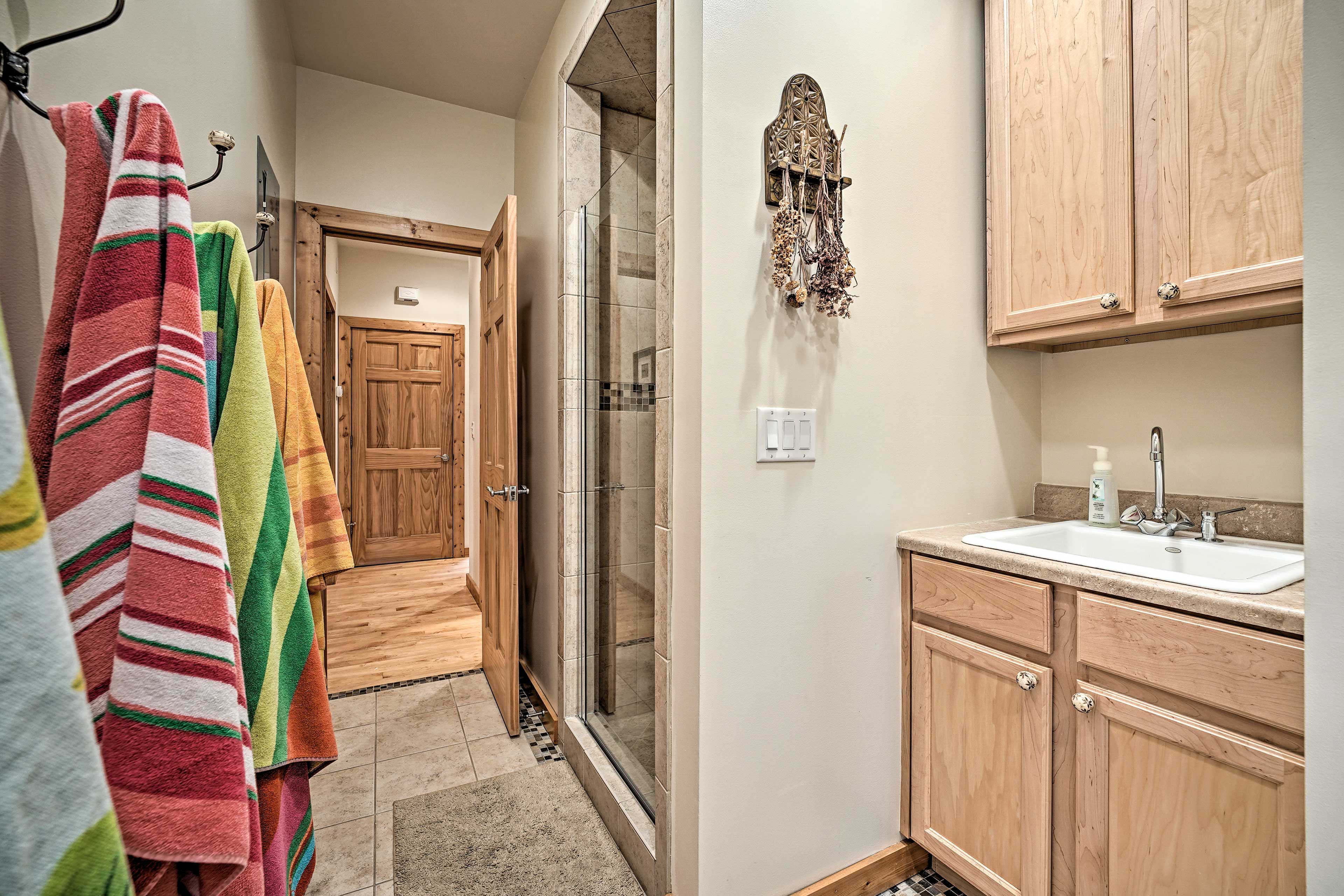 Full Bathroom