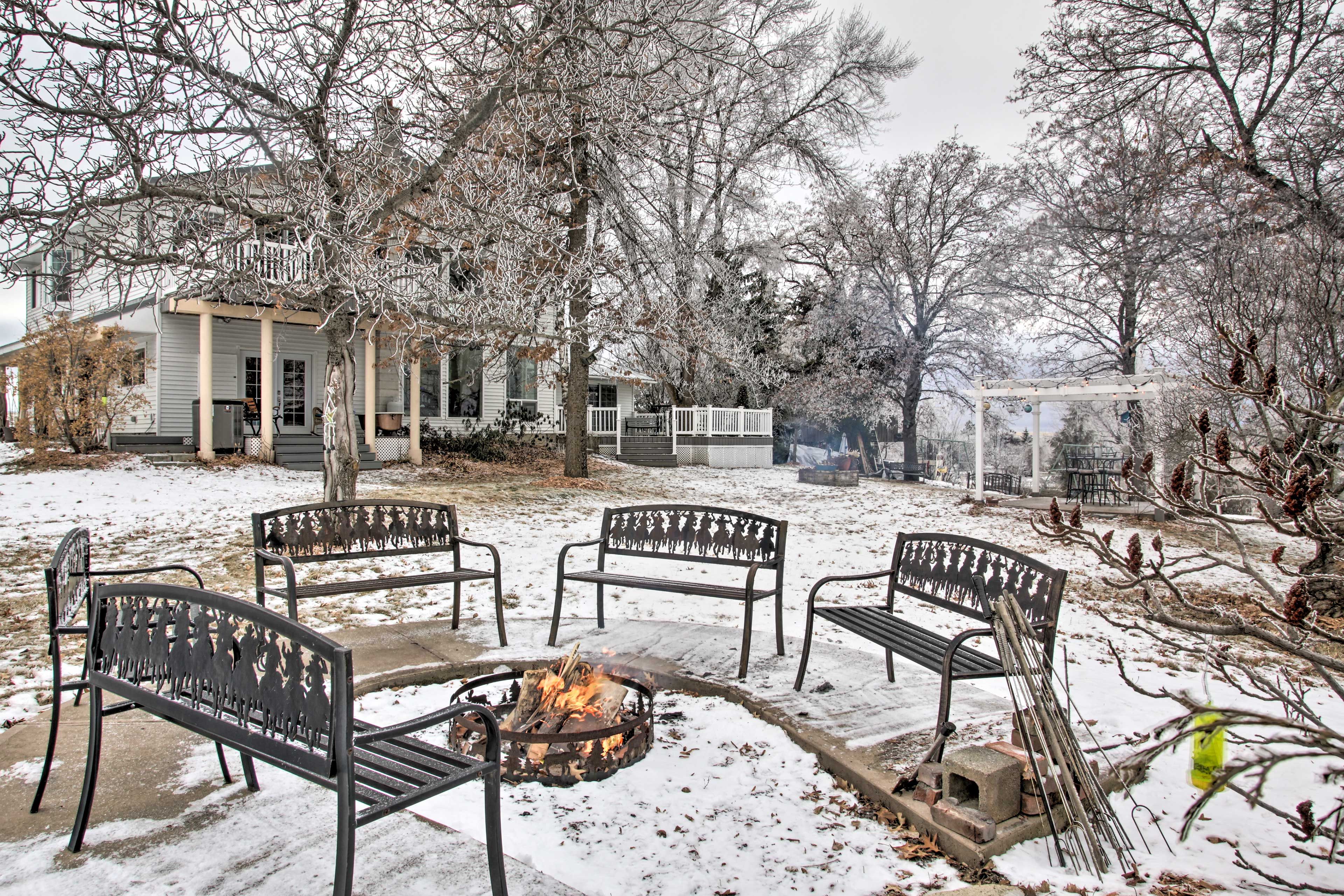 Home Exterior | Spacious Yard