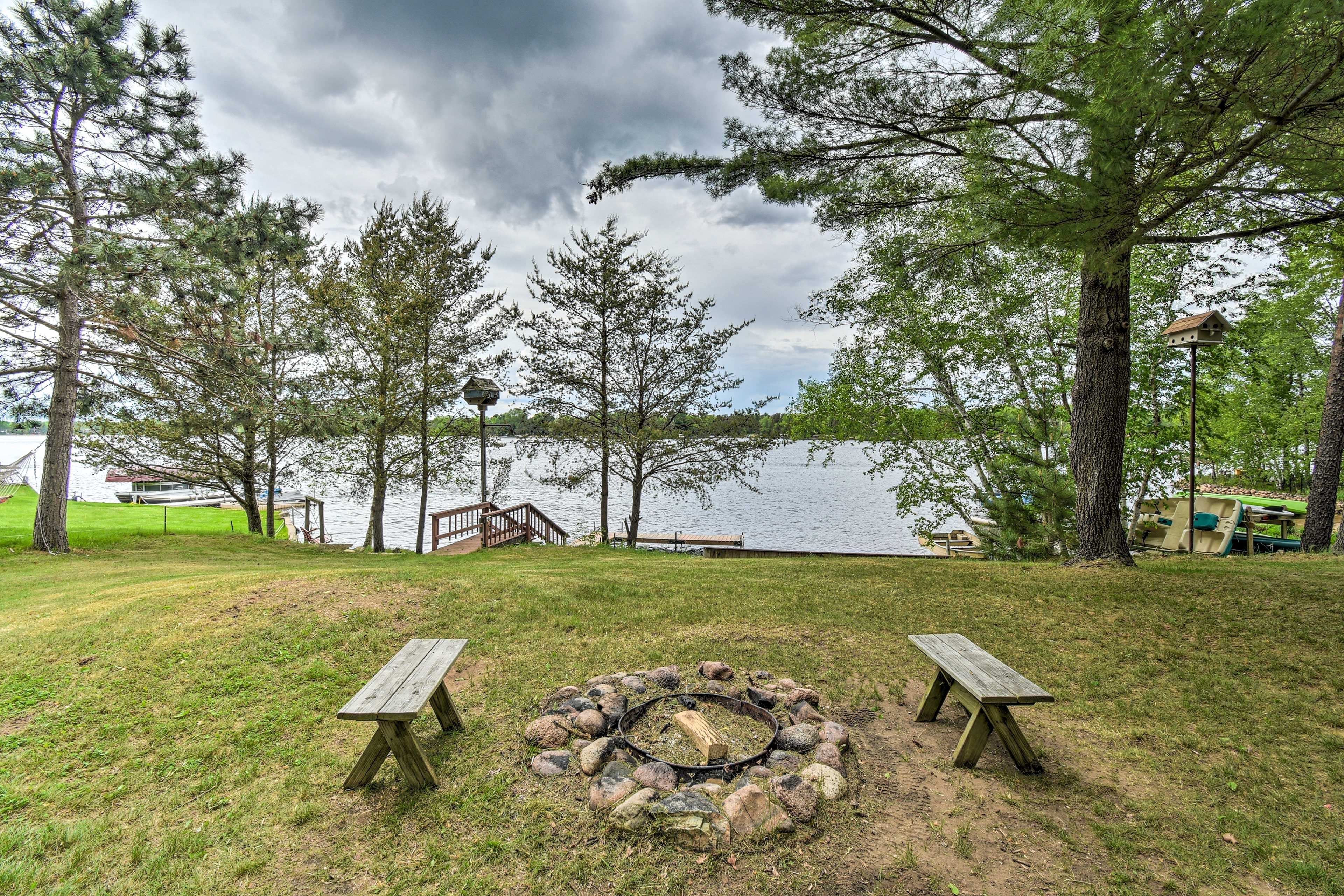 Sit around the fire pit after dinner and roast marshmallows!