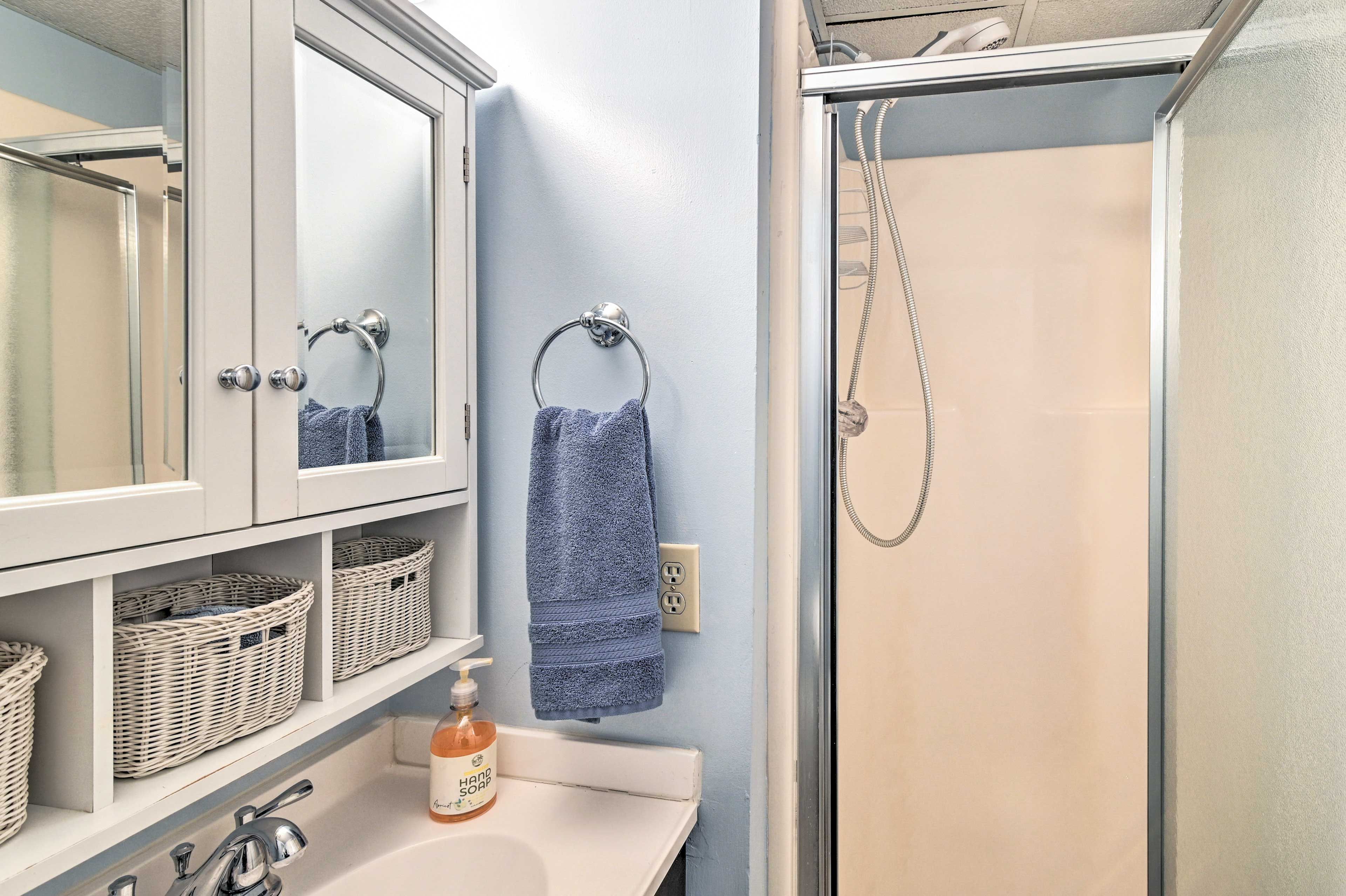 Full Bathroom