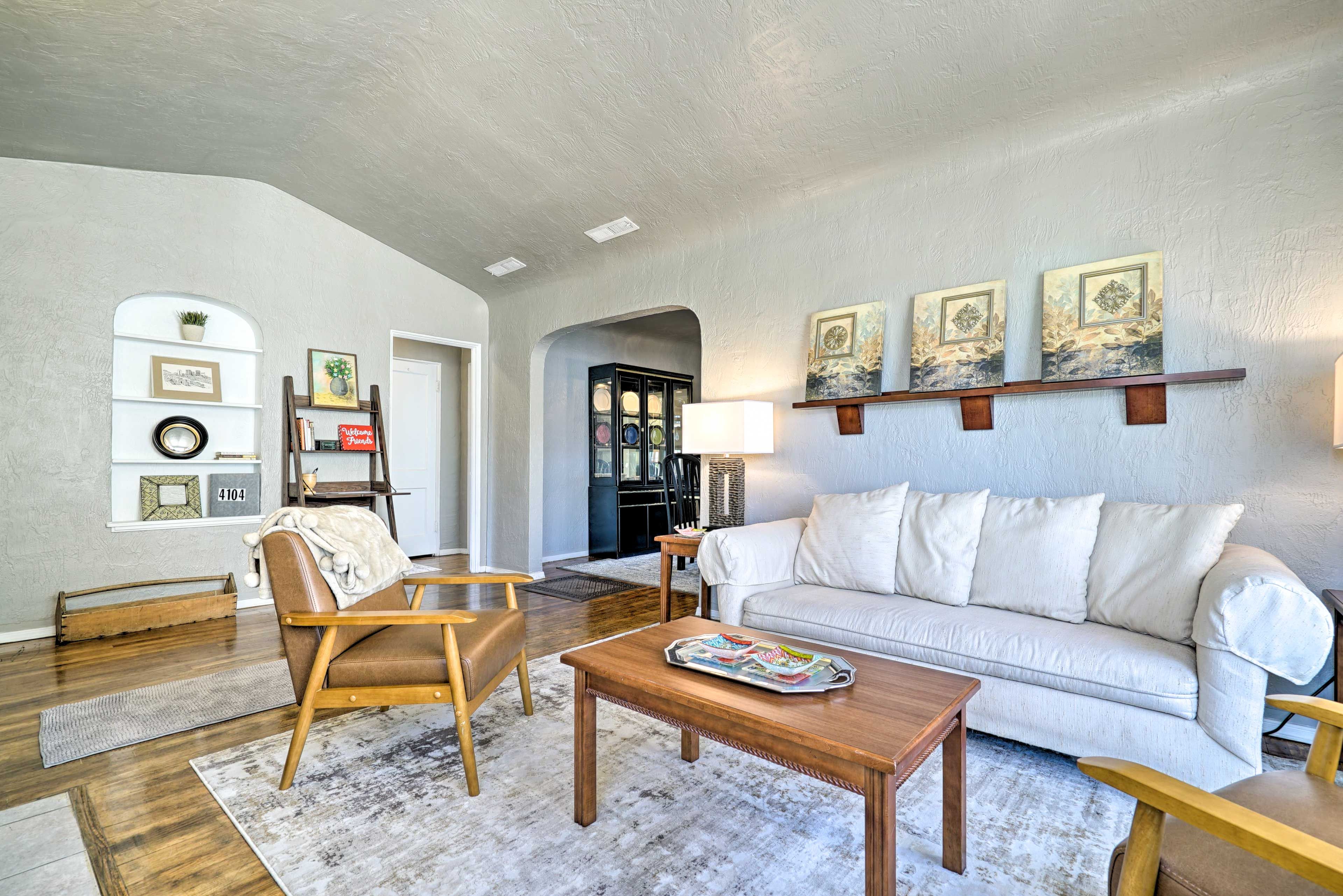 El Paso Vacation Rental | 2BR | 1.5BA | 1,309 Sq Ft | 1 Story