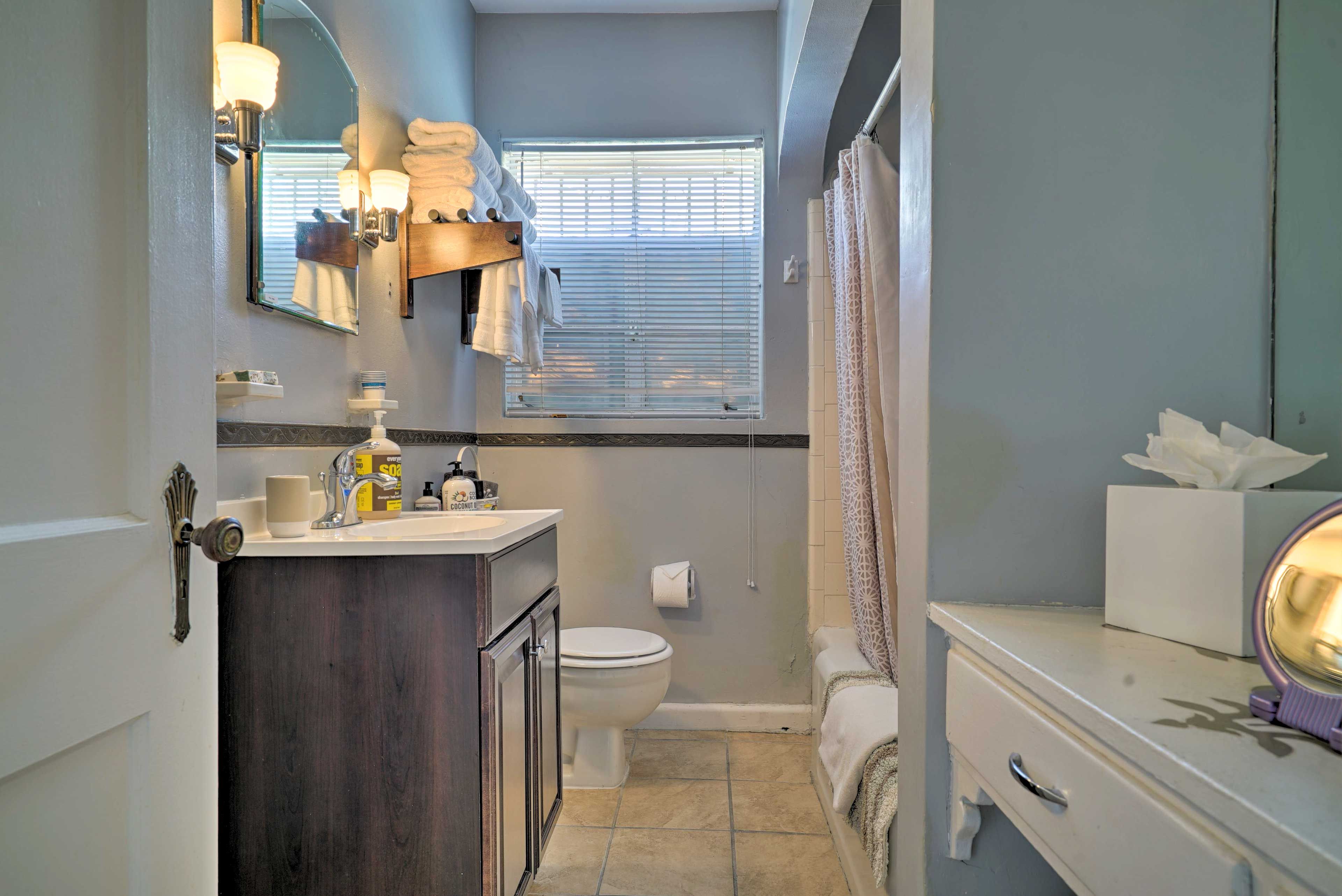 Full Bathroom