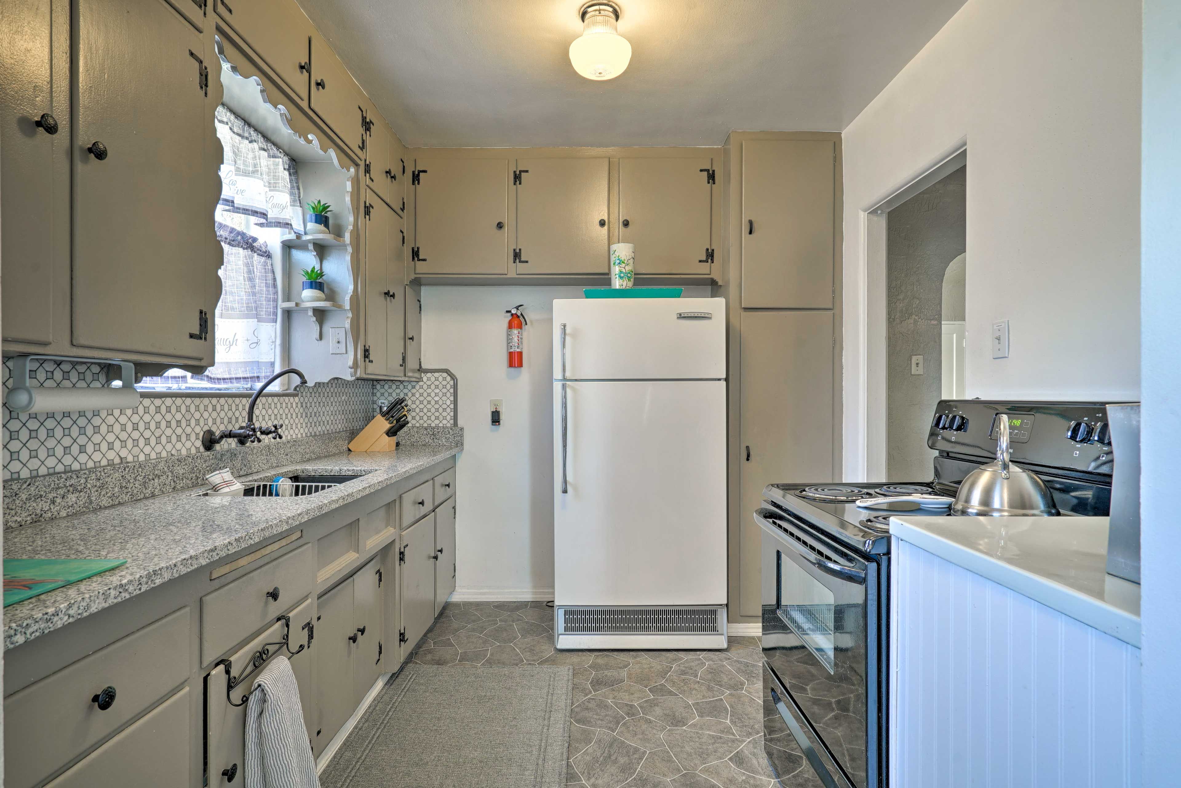 Well-Equipped Kitchen
