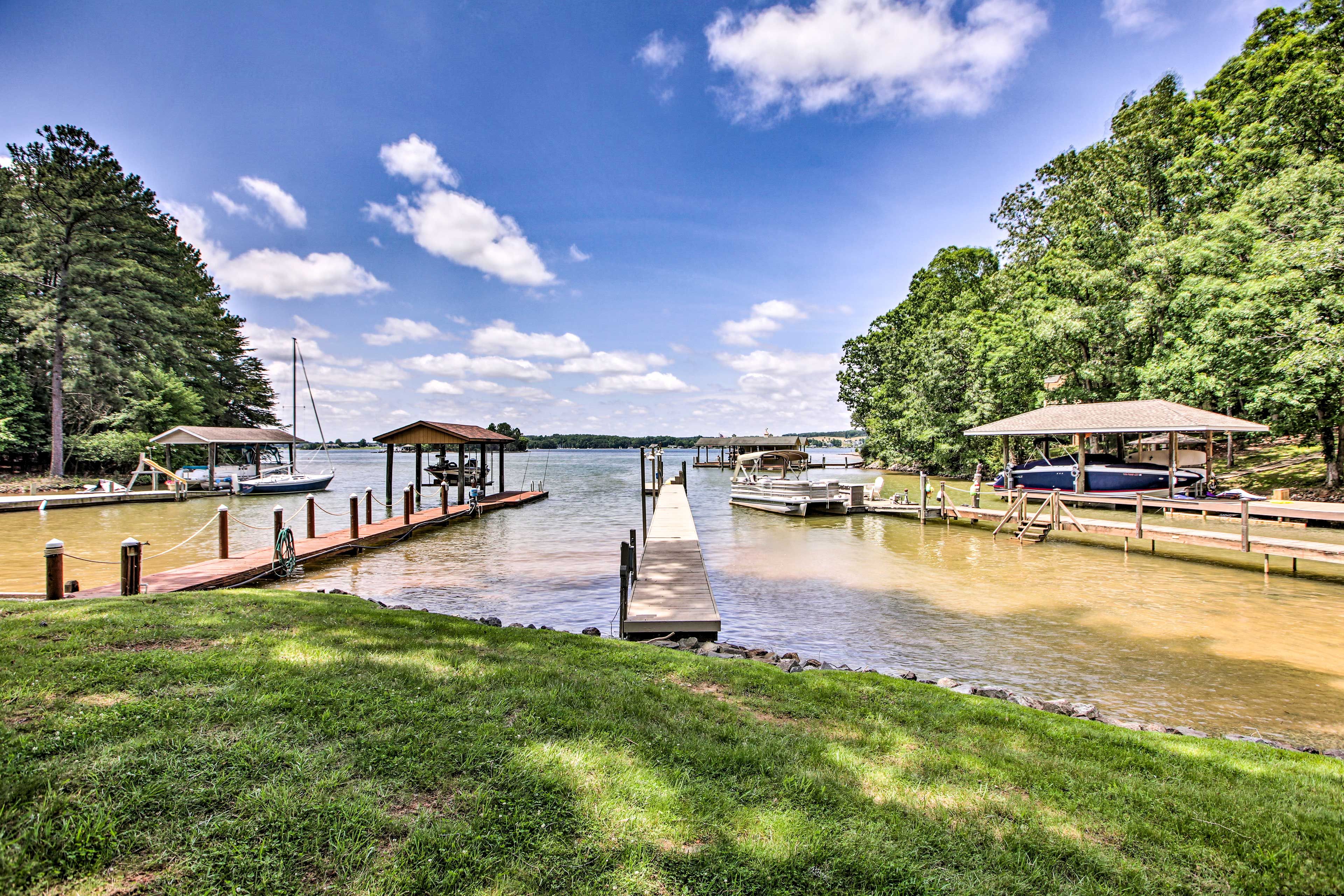 Smith Mountain Lake Access | Dock