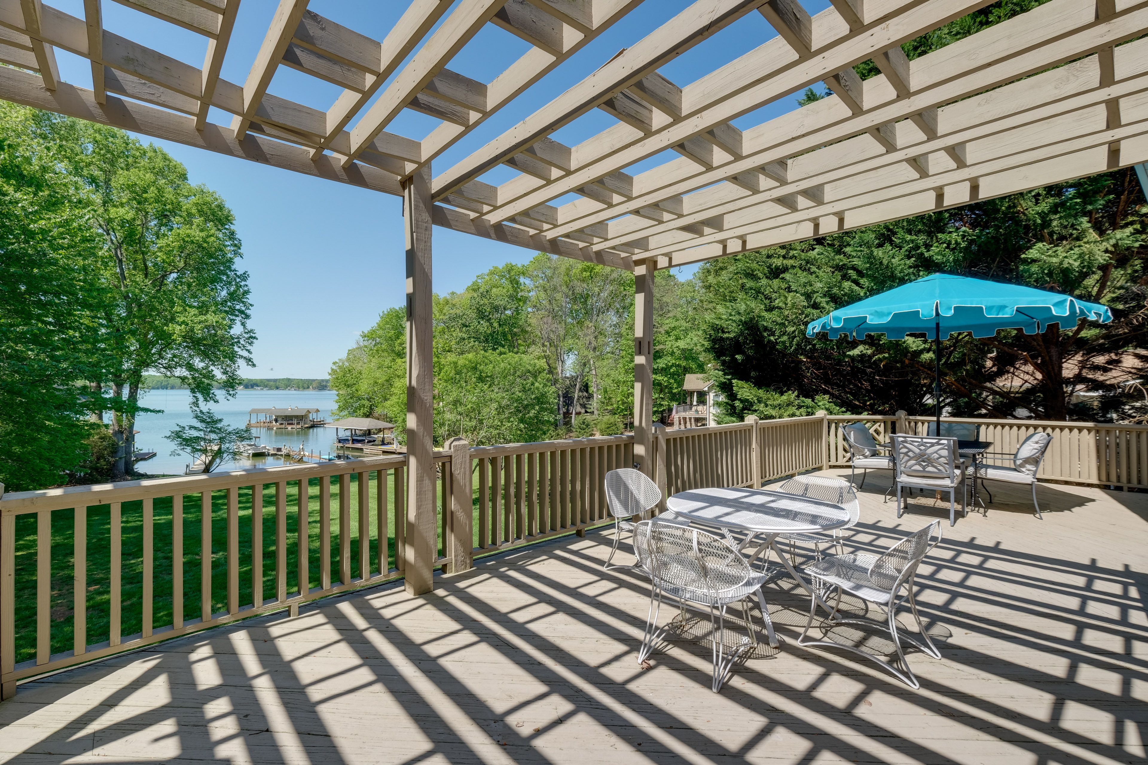 Deck | Outdoor Dining | Gas Grill | Lake Views