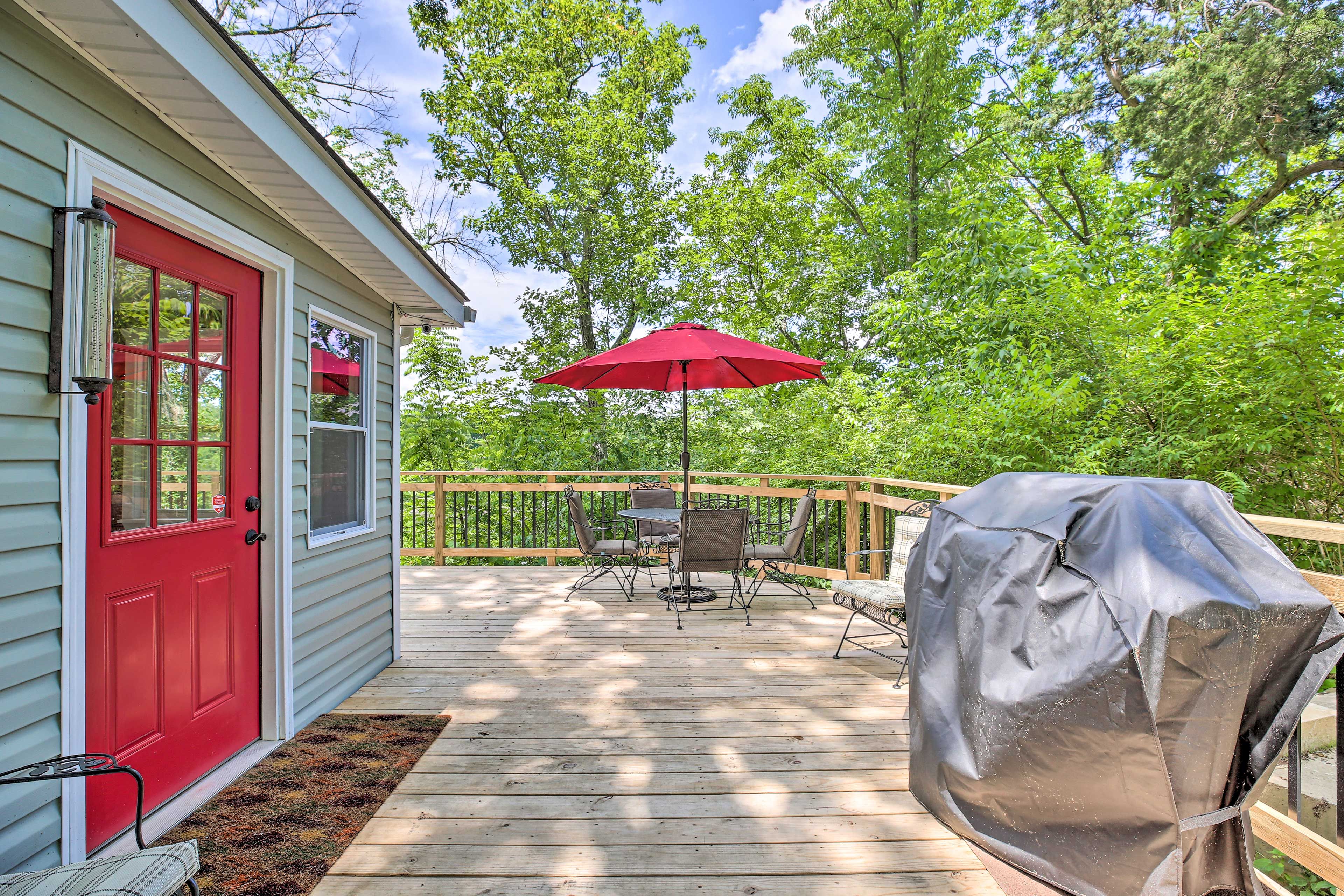 Deck | Gas Grill