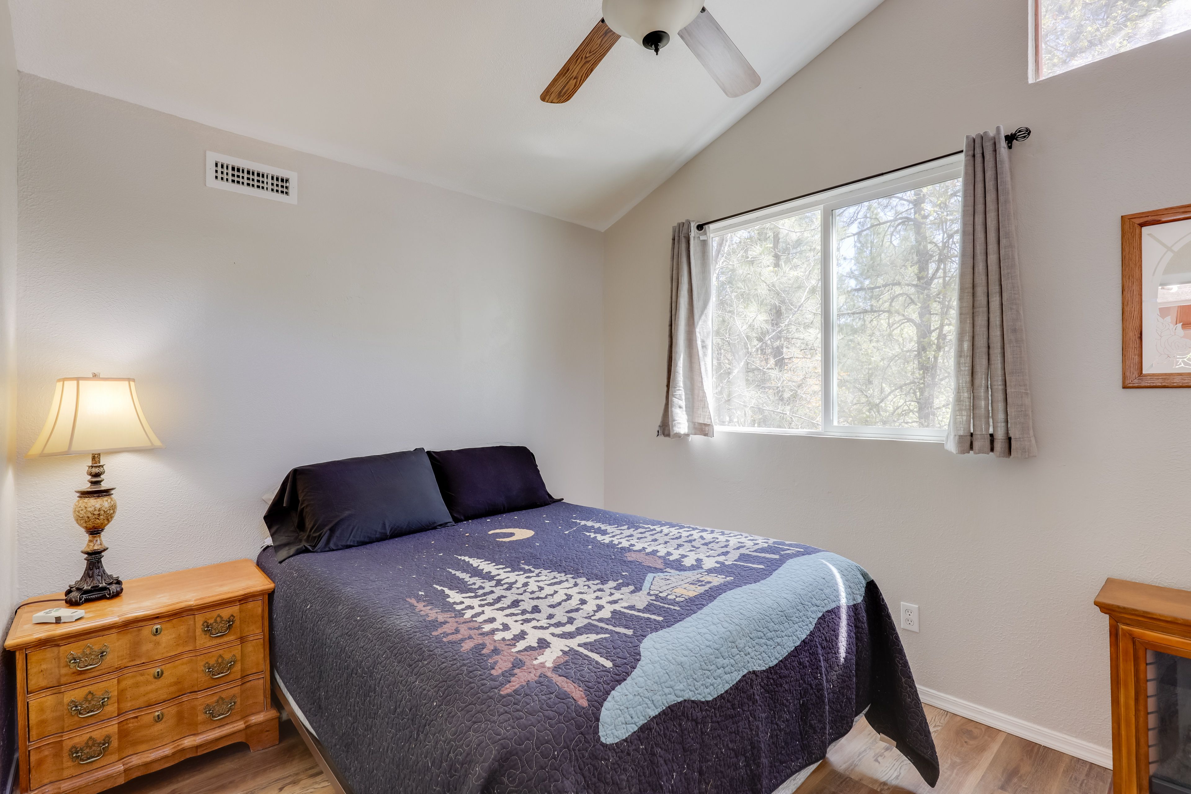 Bedroom 1 | Queen Bed | Linens Provided