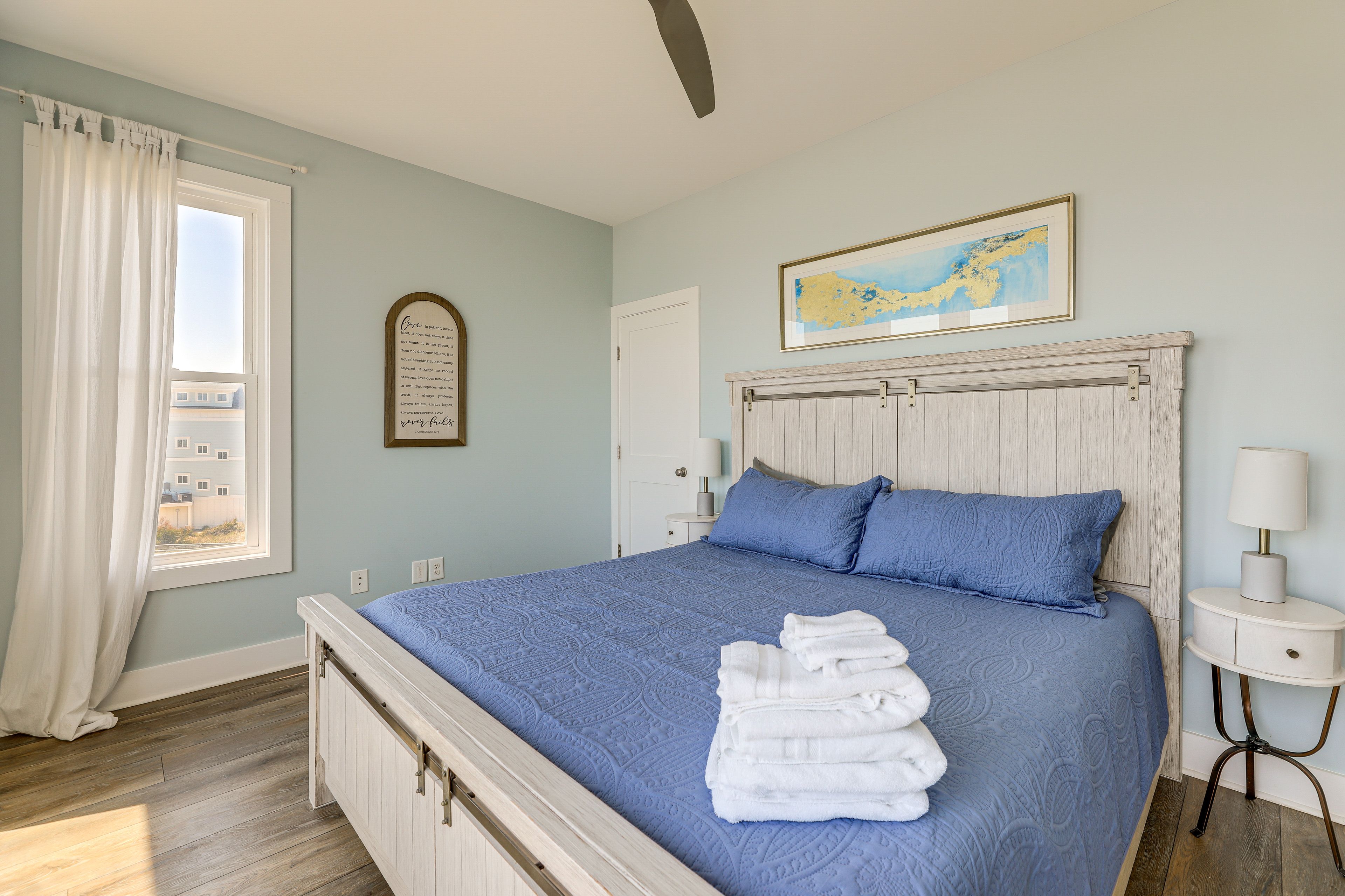 Bedroom 1 | King Bed (Sleep Number Mattress) | 3rd Floor