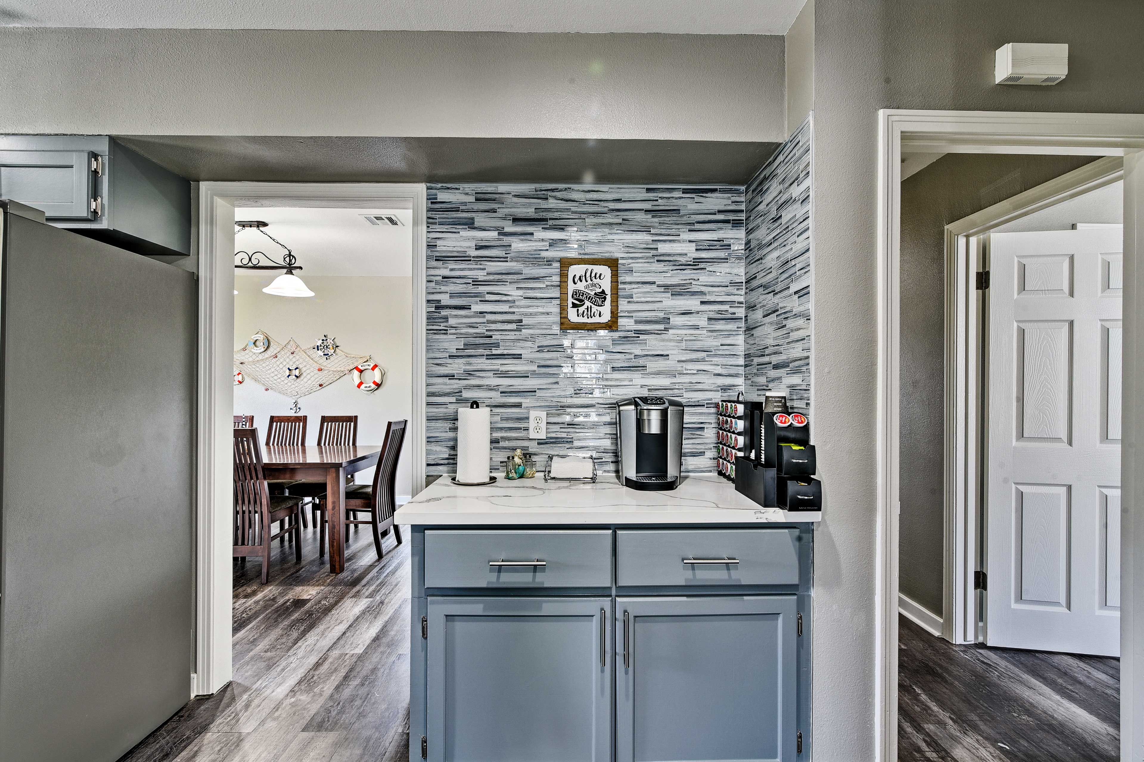Fully Equipped Kitchen | Coffee Bar | Pods Provided