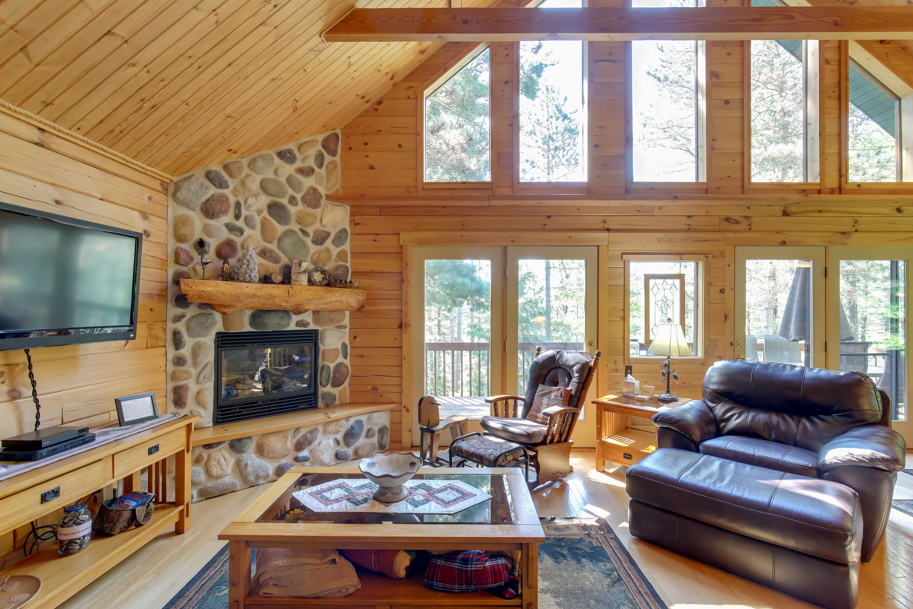 Living Room | Central Heating & A/C | Sleeper Sofa | Free WiFi