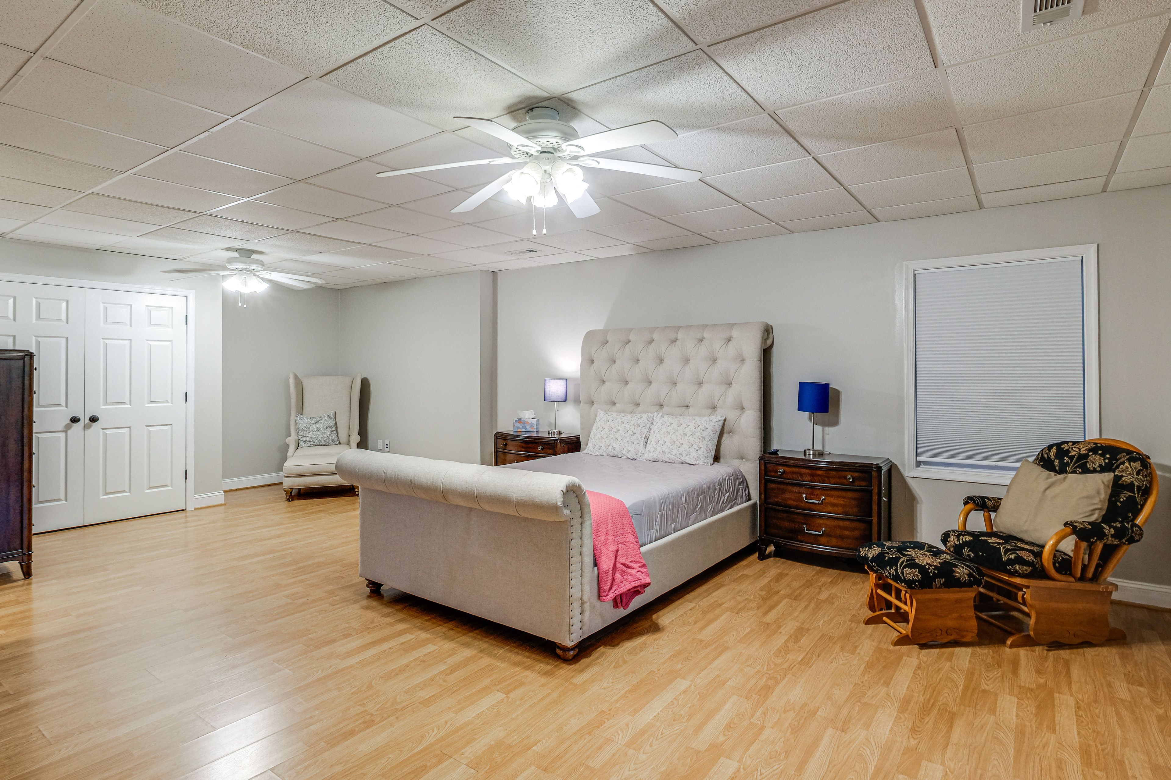 Bedroom 6 | Queen Bed | Basement