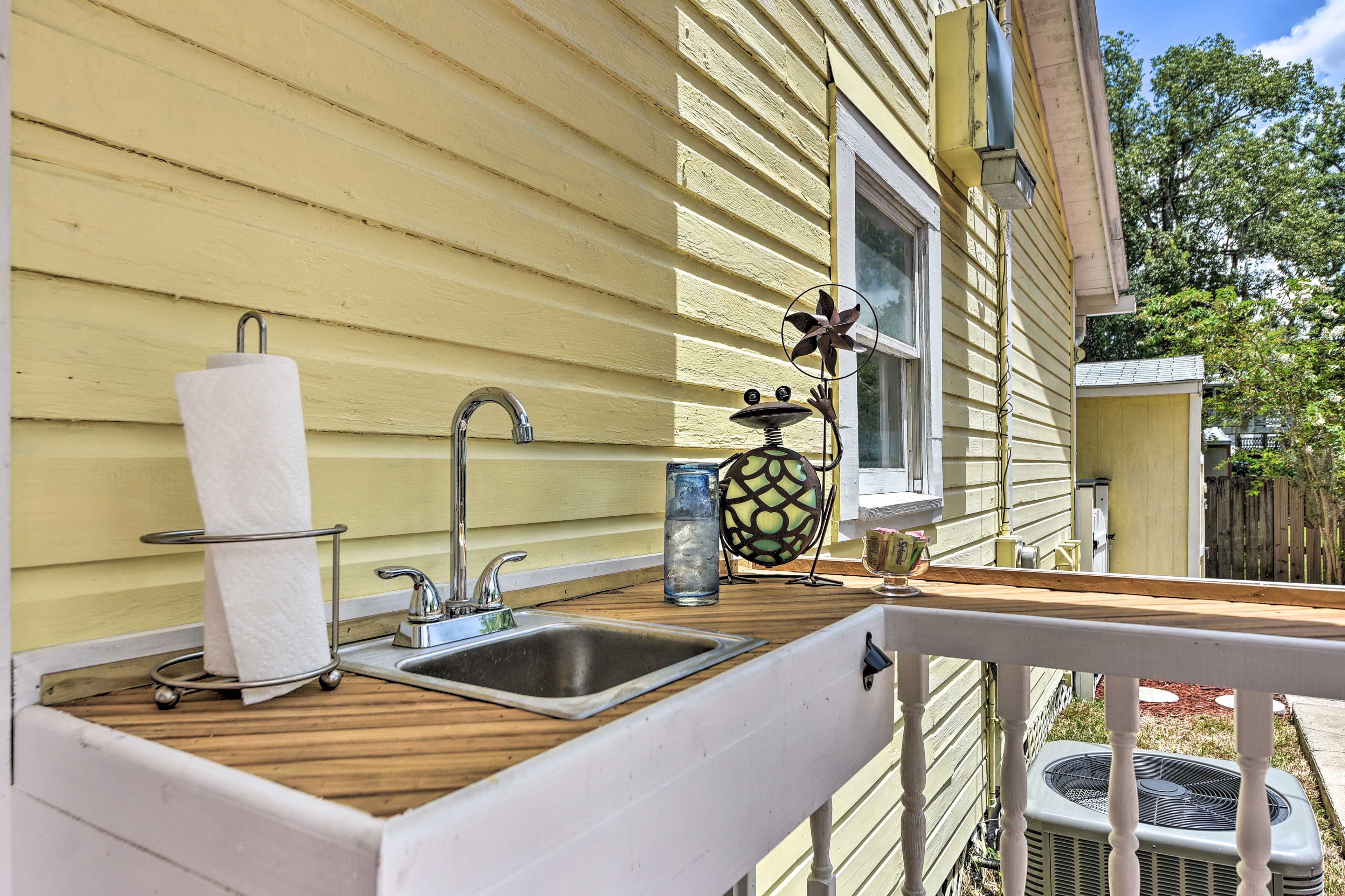 Outdoor Wet Bar
