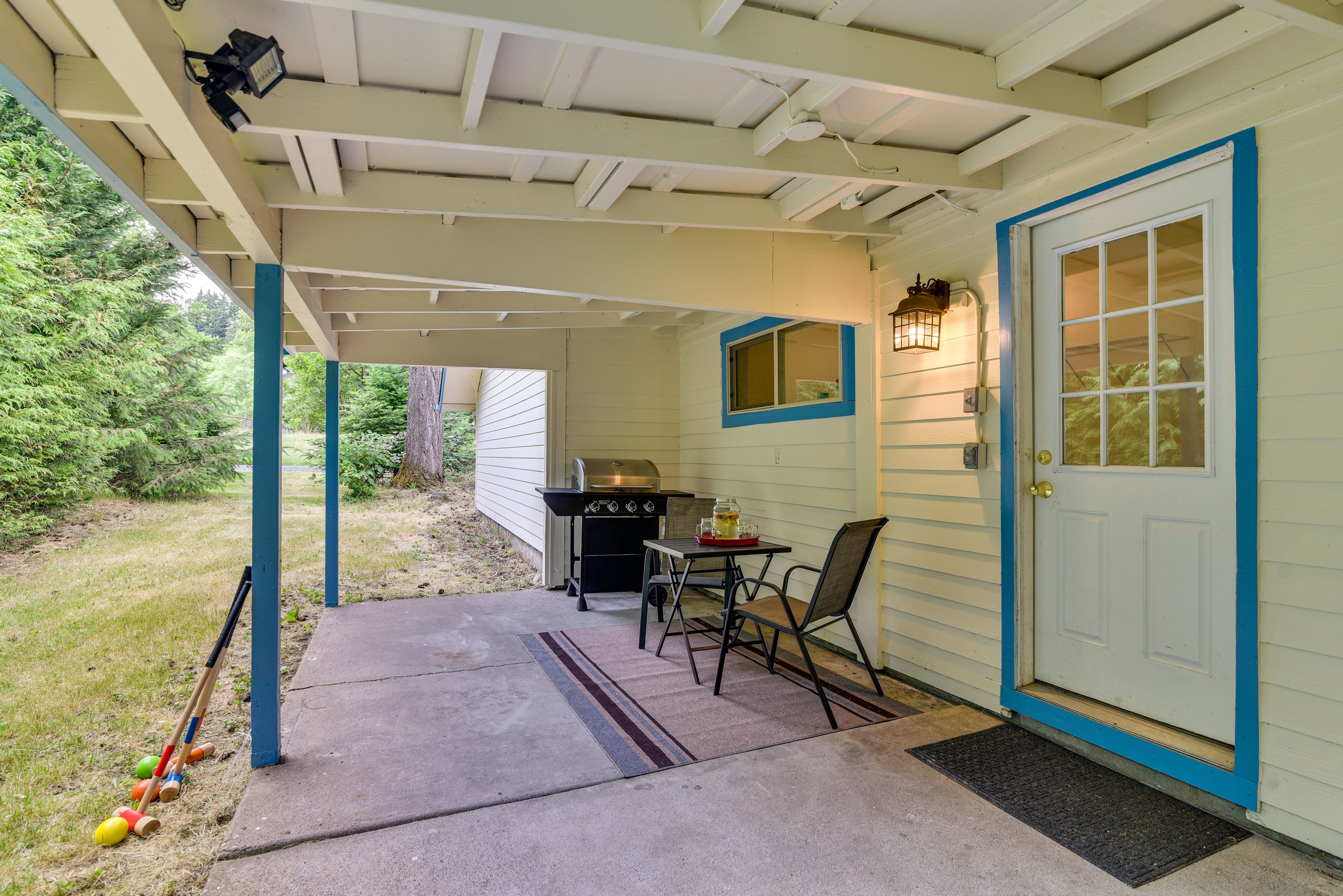 Private Covered Patio