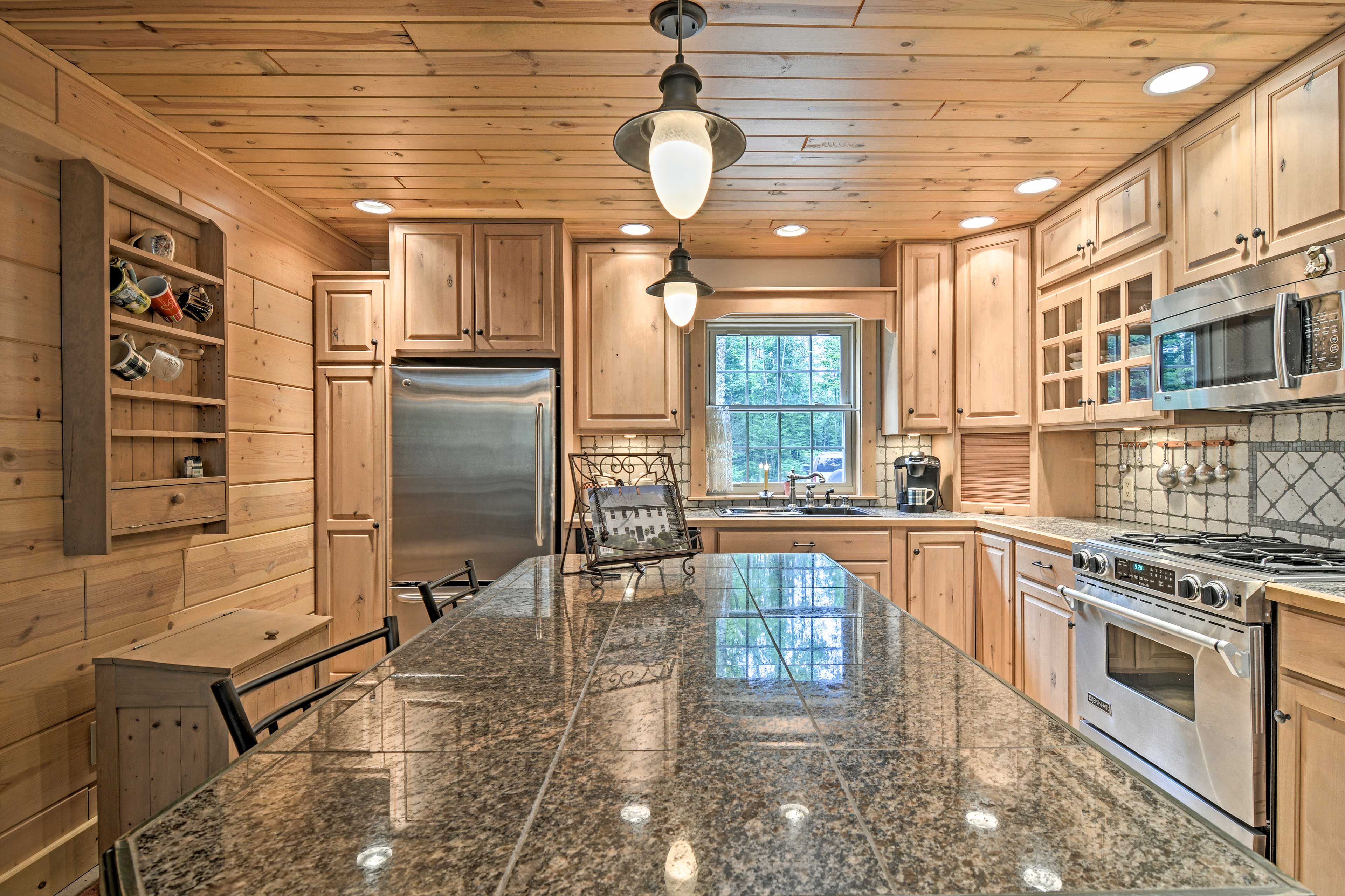 Fully Equipped Kitchen | Keurig Coffee Maker