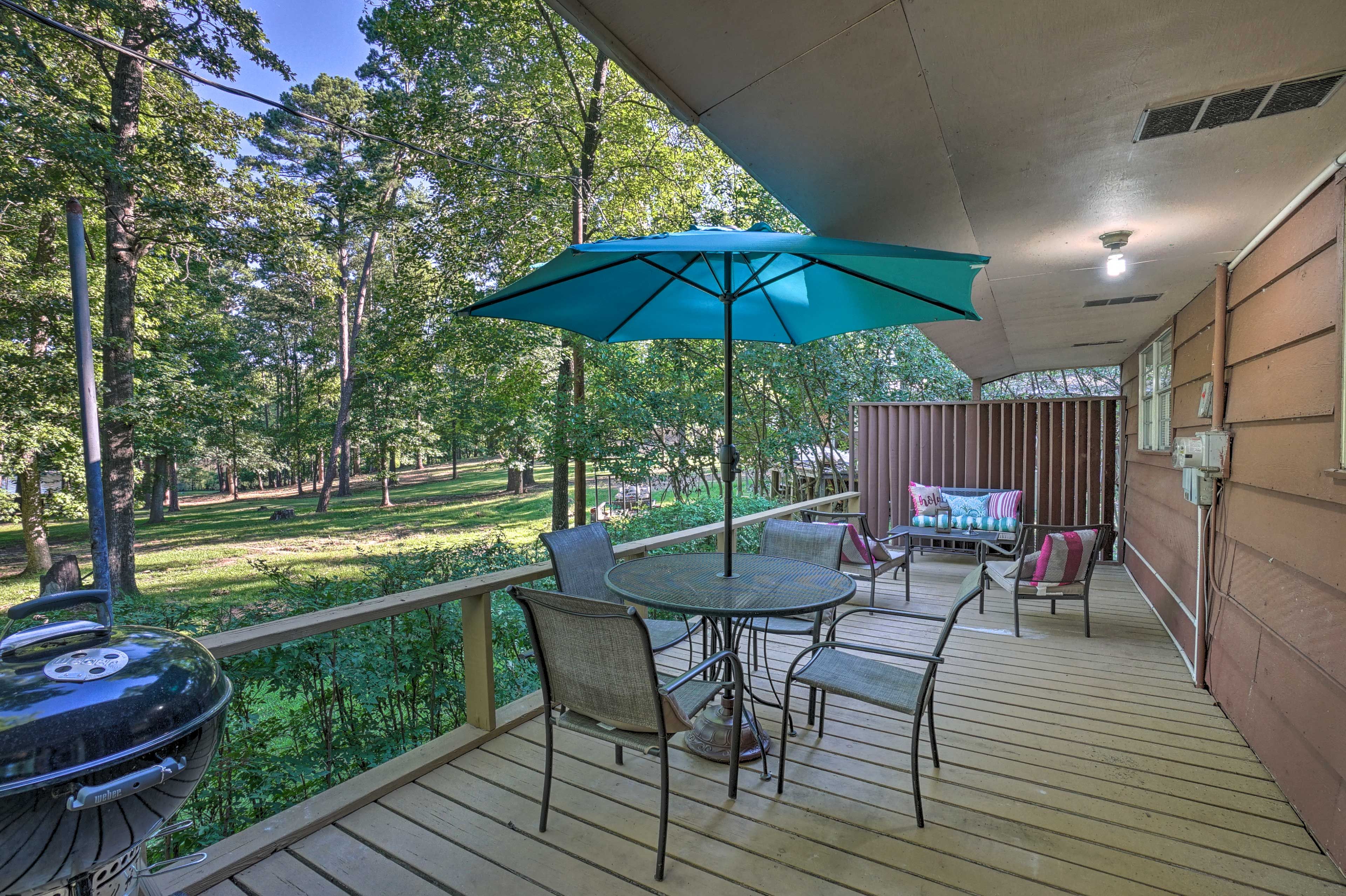 Avinger Vacation Rental | 3BR | 2BA | 1,600 Sq Ft | Stairs Required