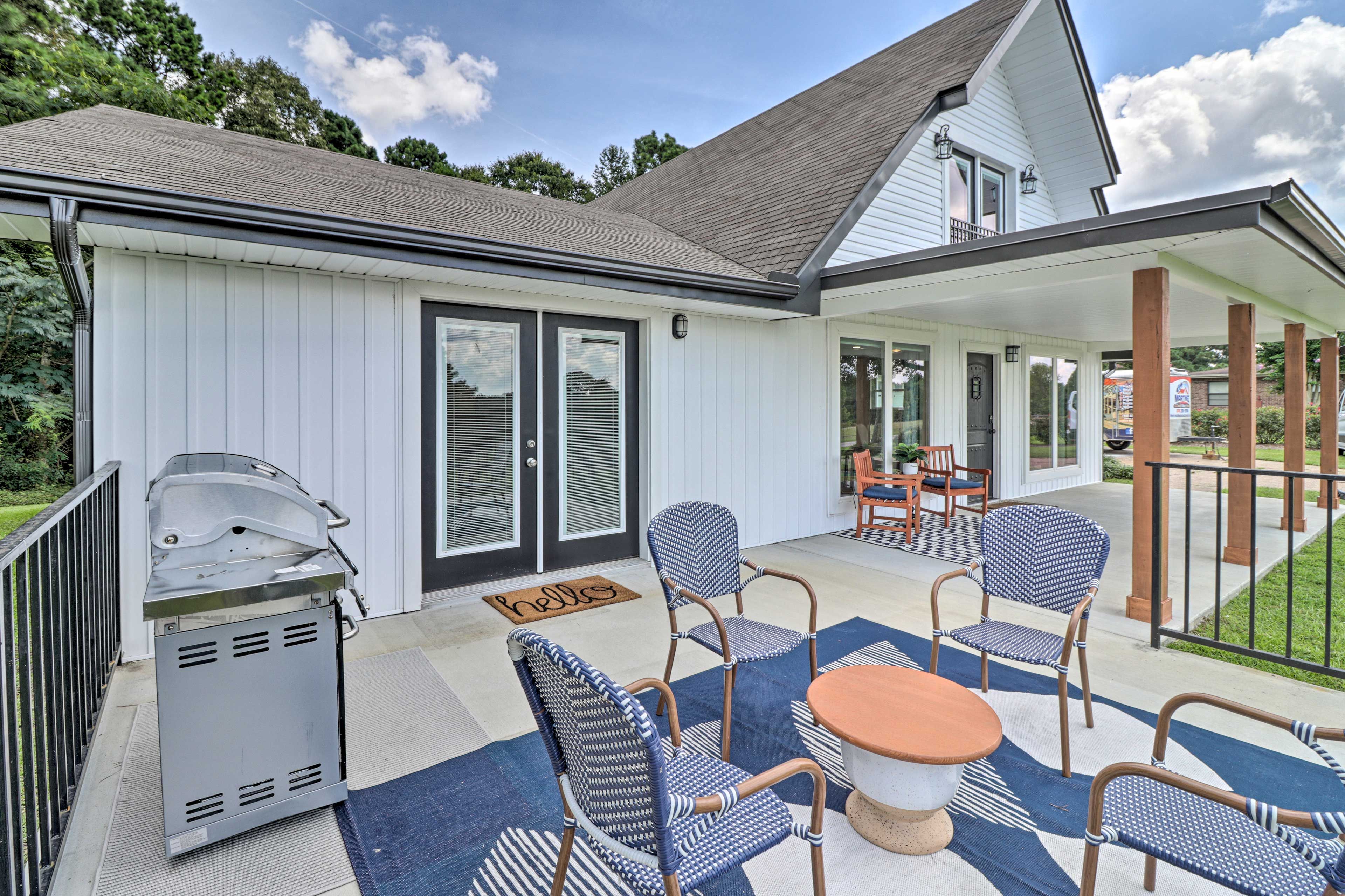 Bismarck Vacation Rental | 4BR | 3BA | 2,000 Sq Ft | Step-Free Access