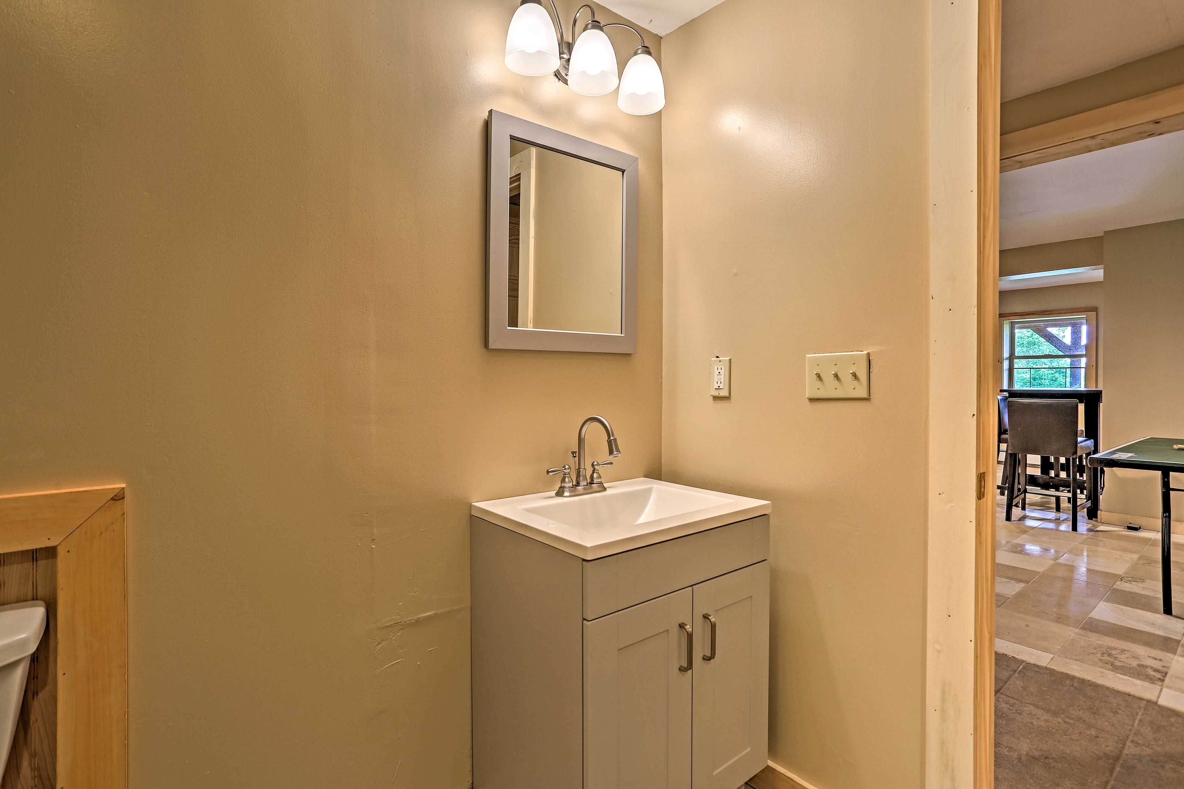 Full Bathroom