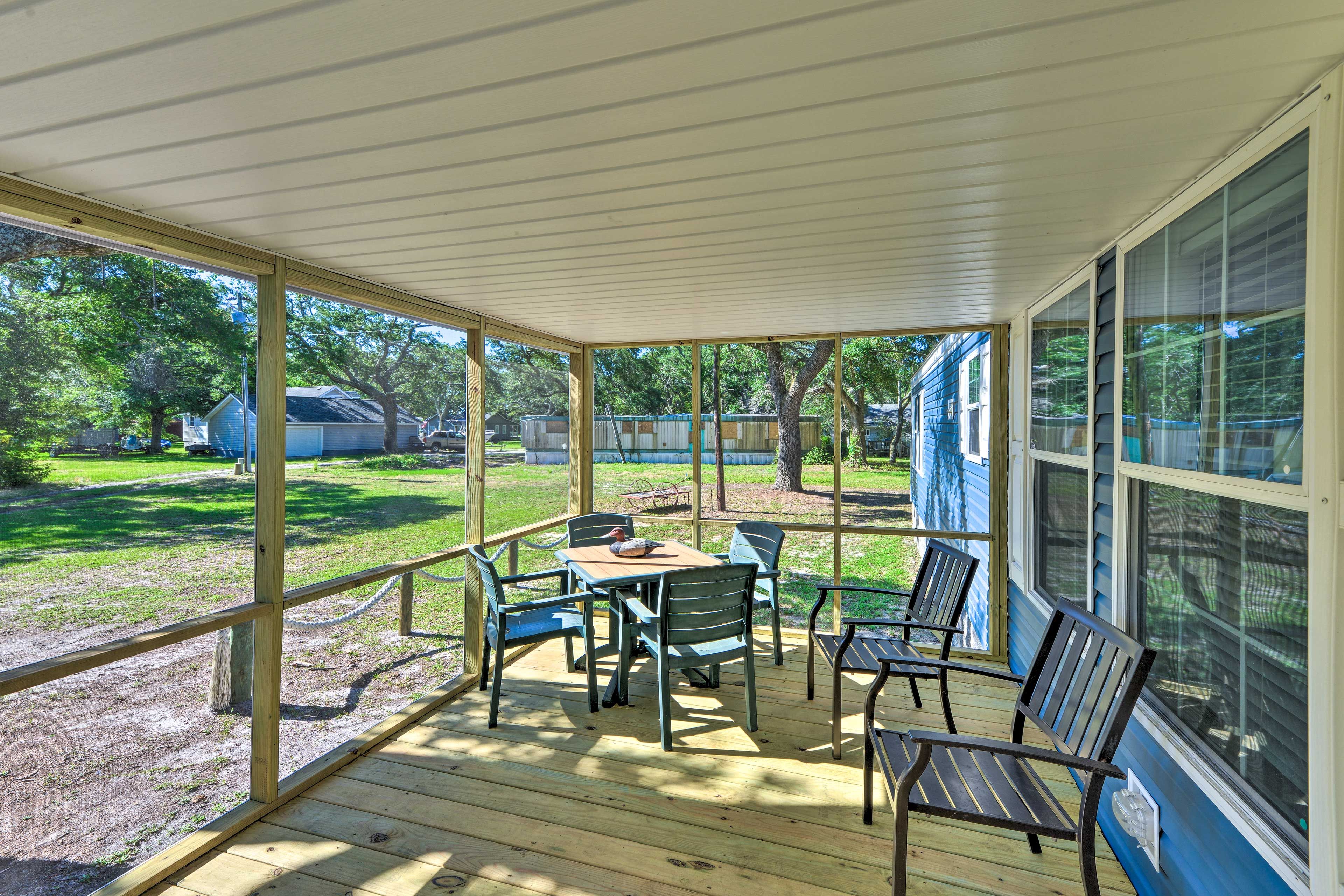 Harkers Island Vacation Rental | 2BR | 2BA | Stairs Required | 960 Sq Ft