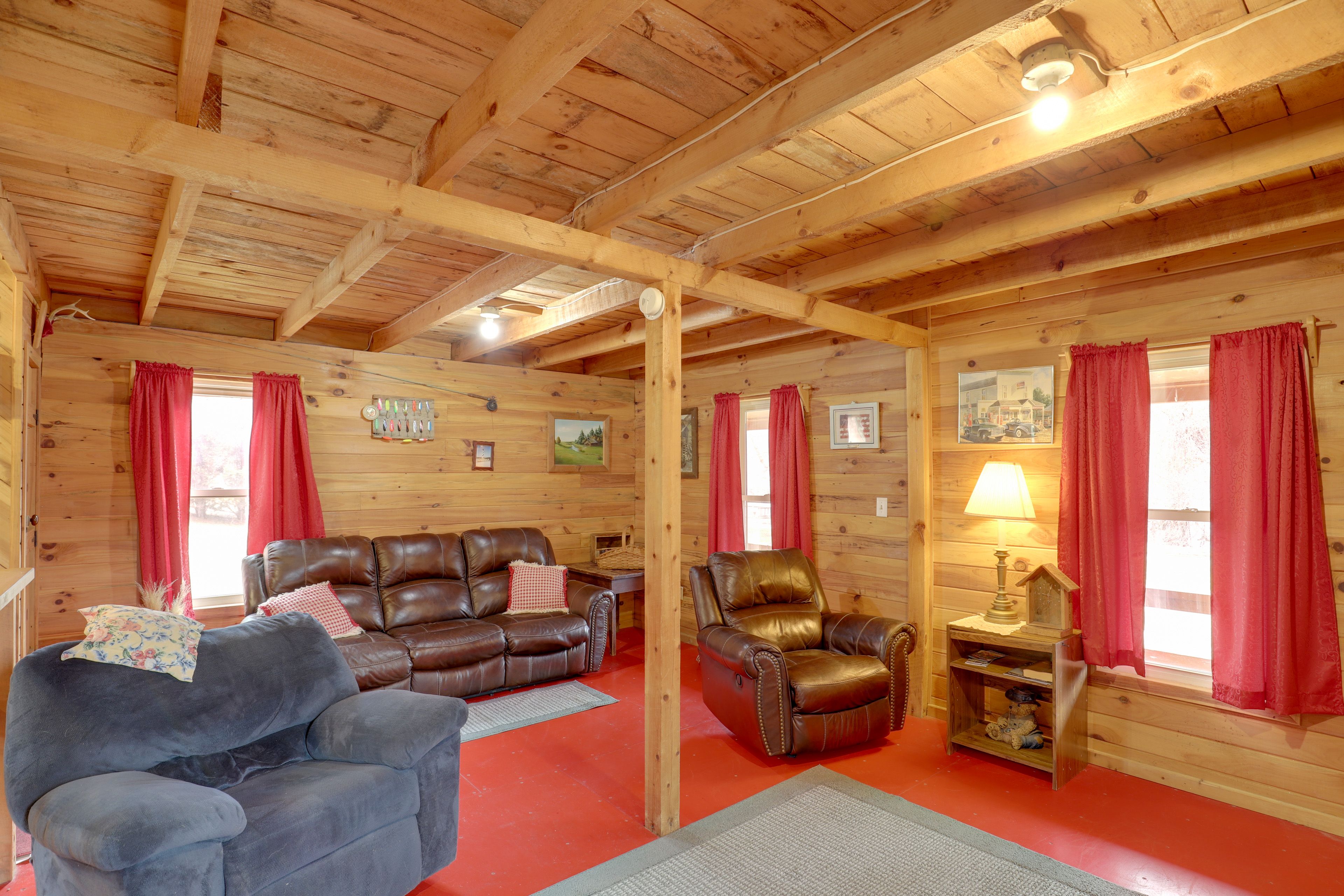 Living Room | Smart TV | 1st Floor
