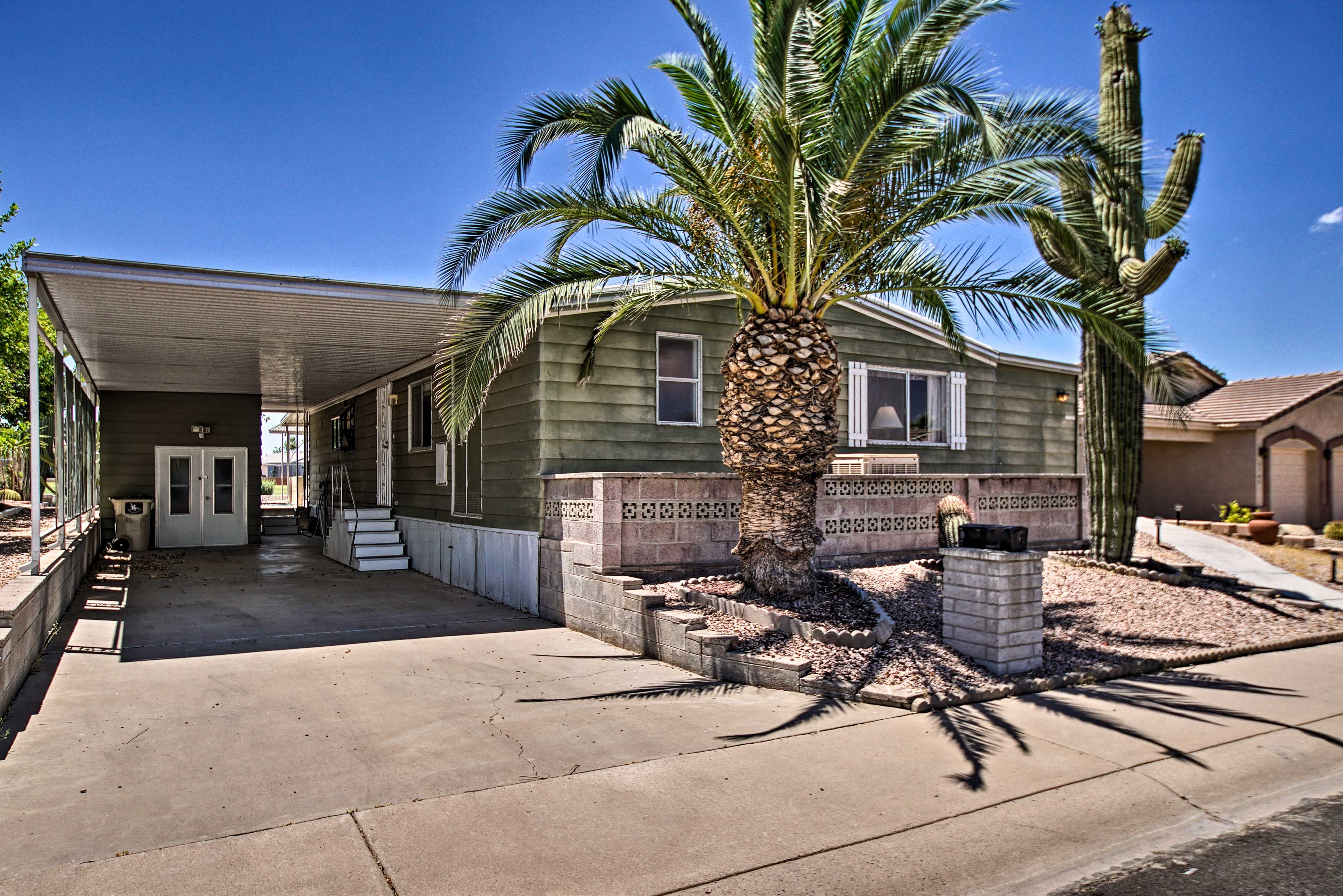 This vacation rental features golf course views and community amenities.