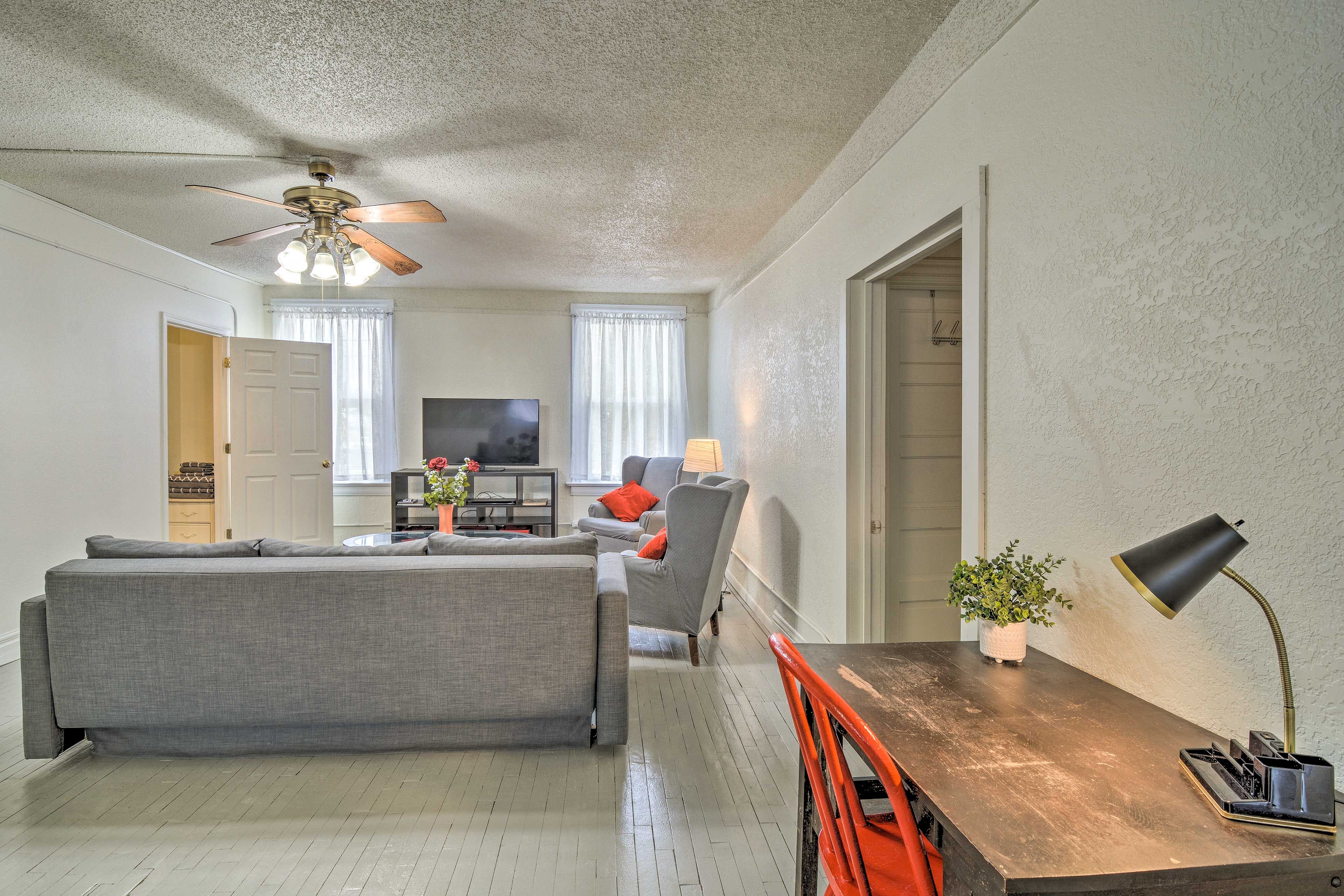 Living Room | Laptop-Friendly Workspace
