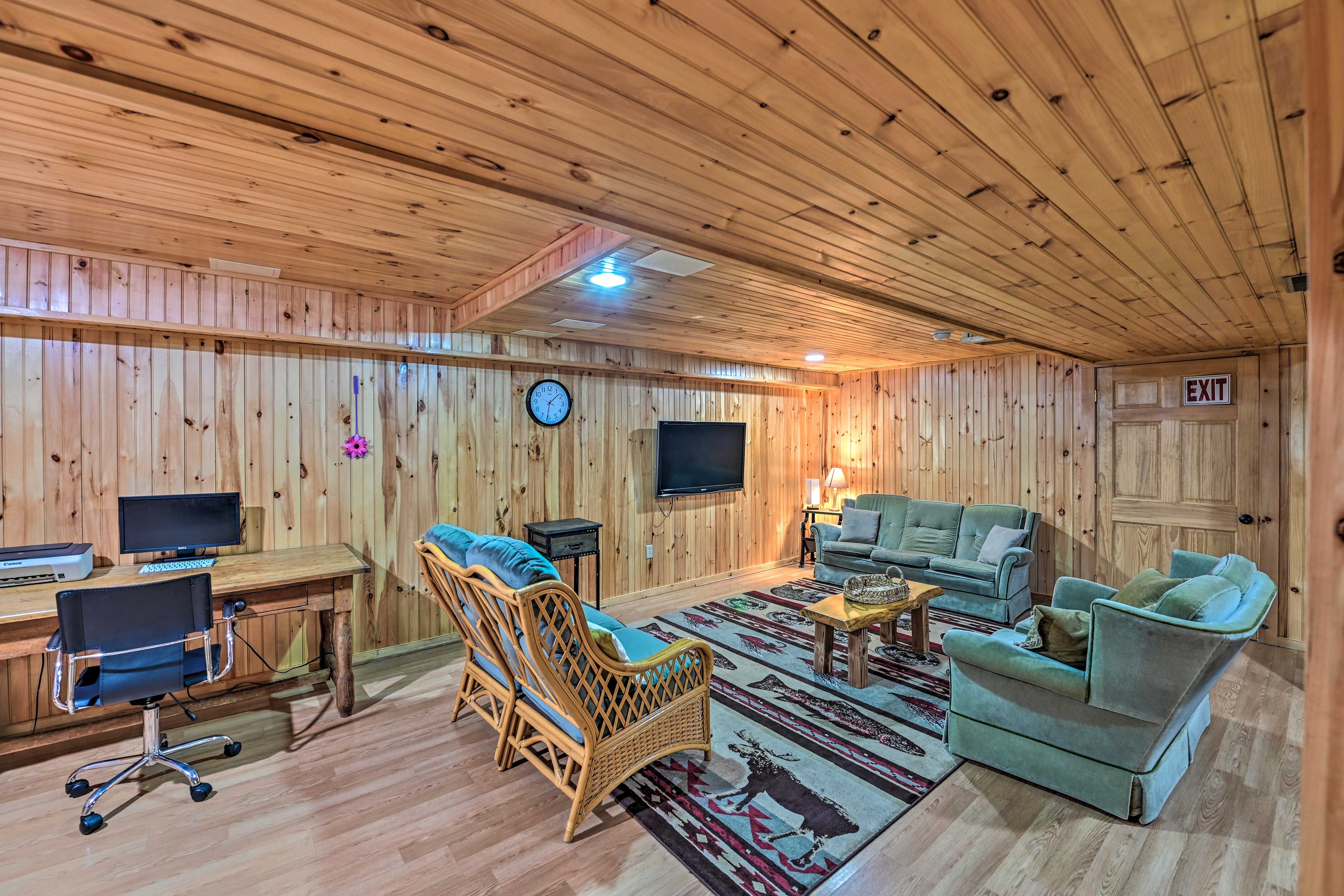 Basement | Work Area