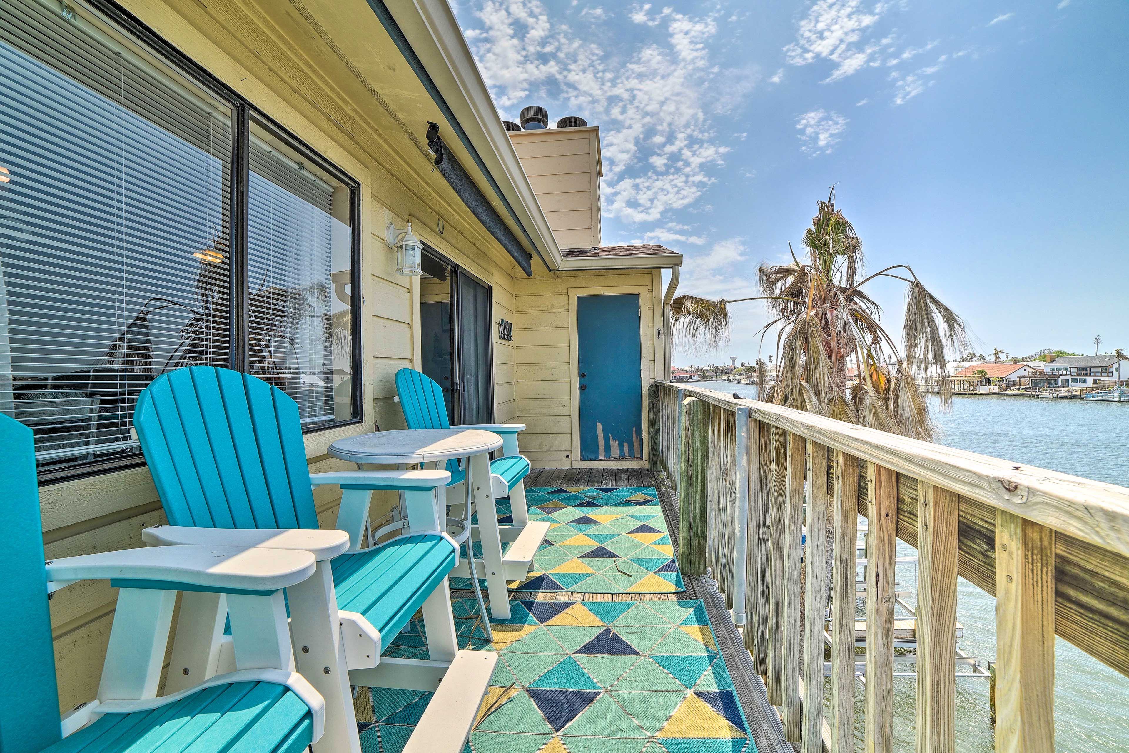 Private Deck