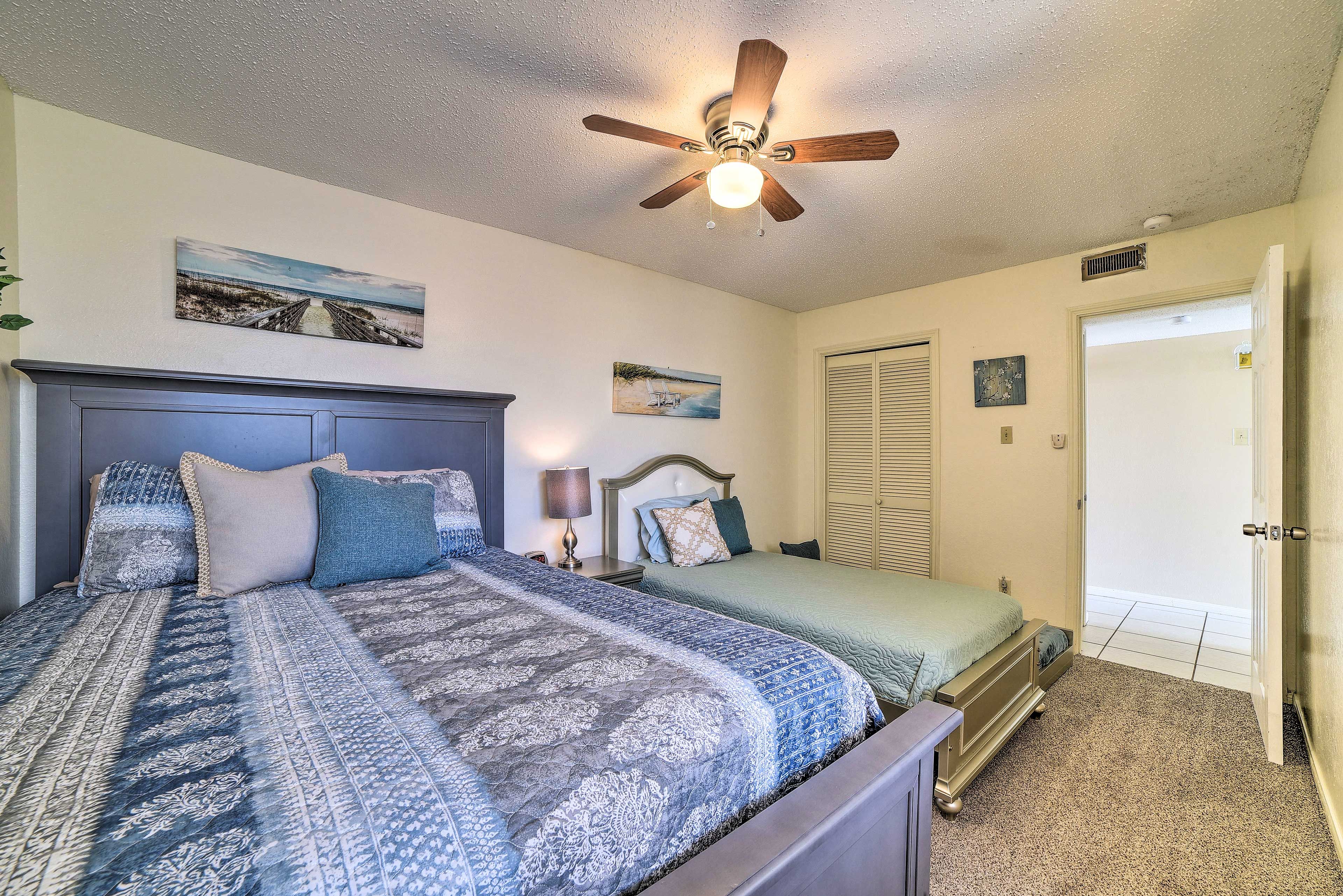 Bedroom 2 | Queen Bed & Twin Bed w/ Twin Trundle Bed