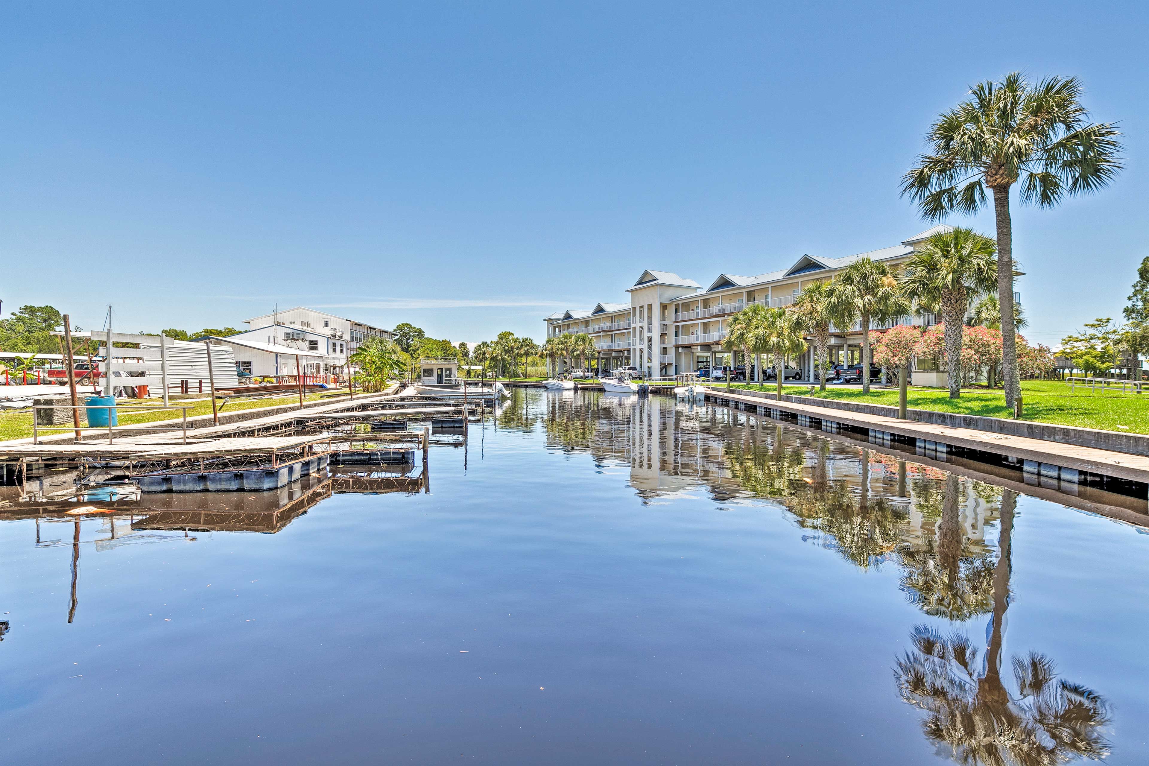 The Suwannee River is mere steps from the property.