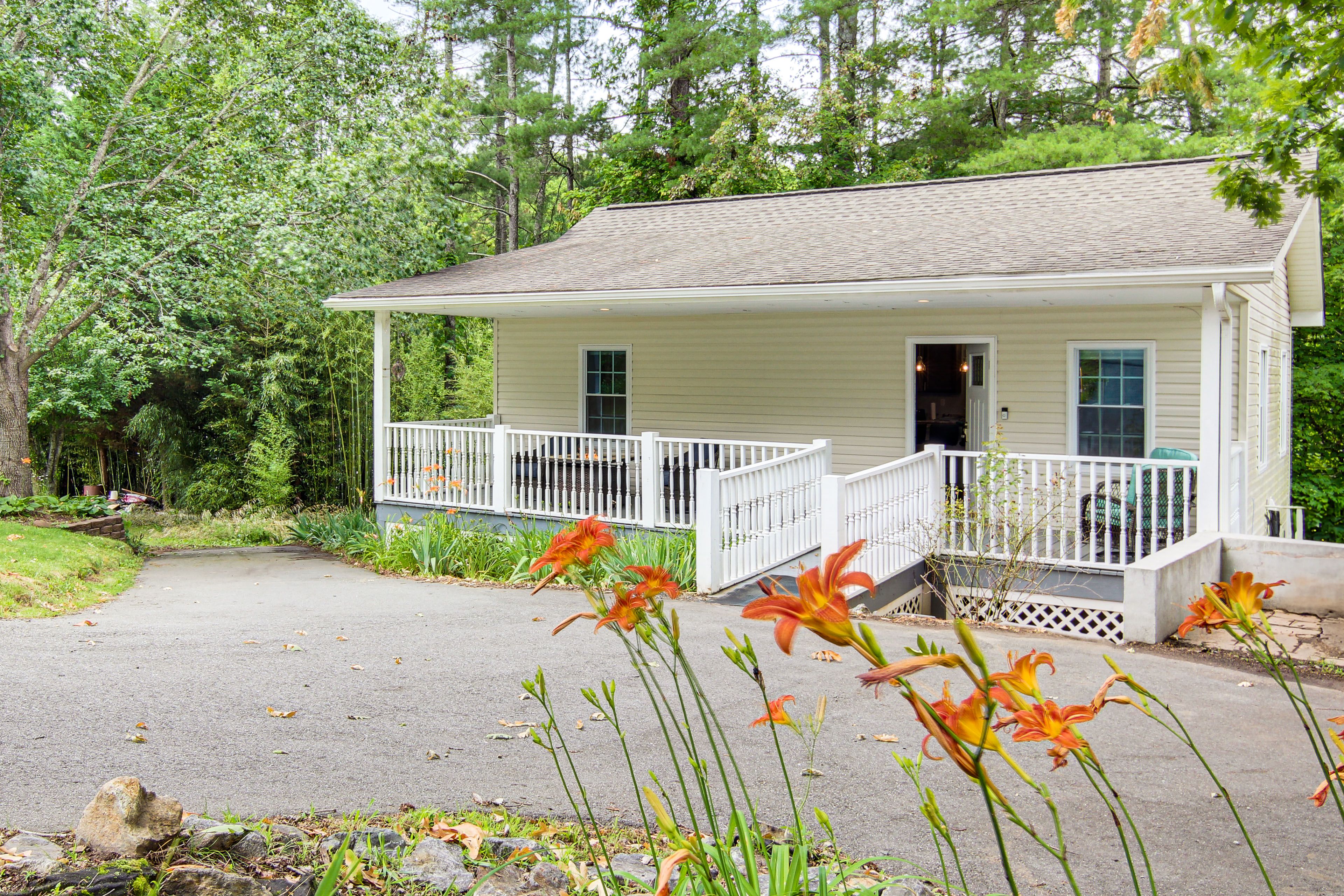 Property Exterior | Single-Story Home