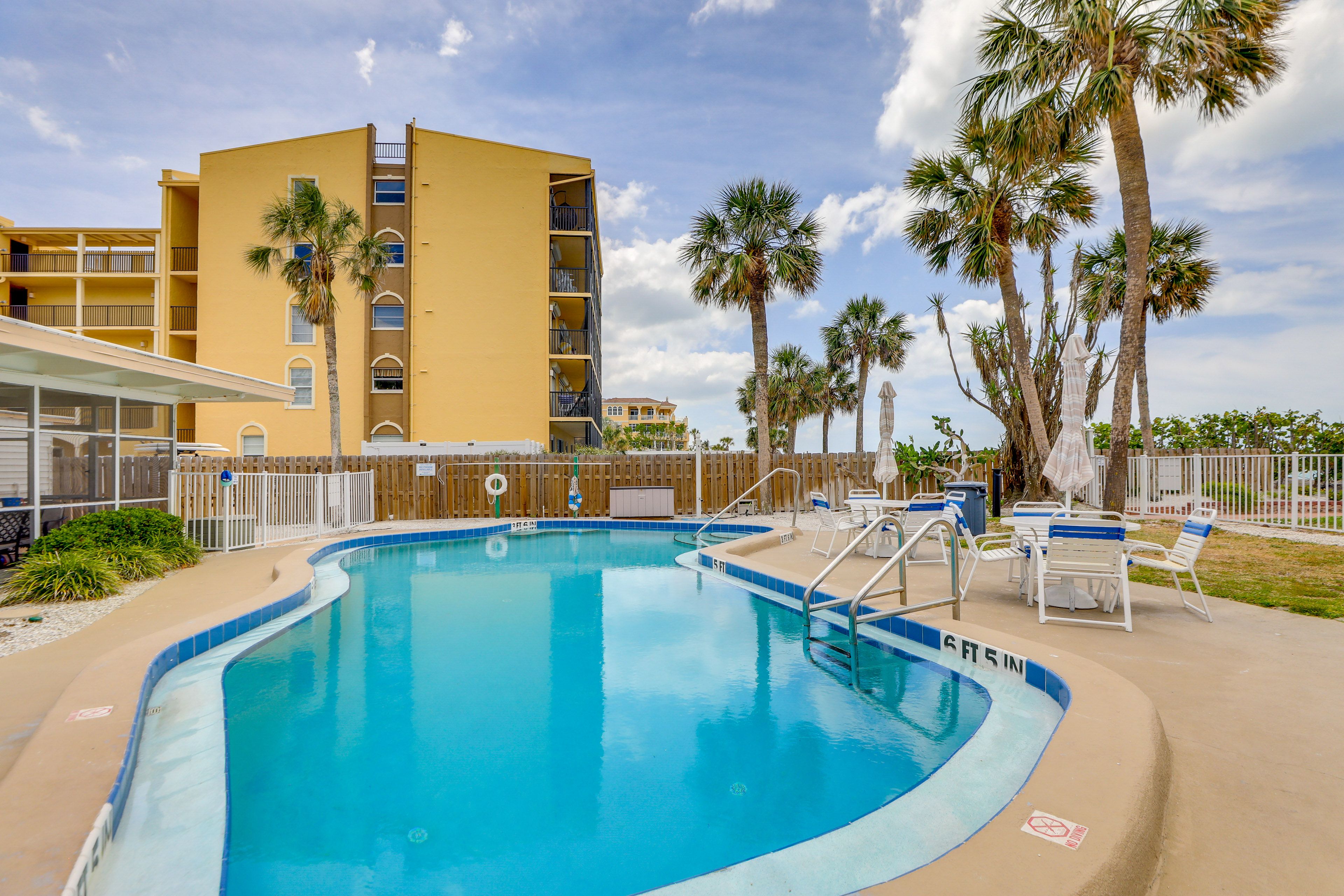 Resort Amenities | Heated Swimming Pool