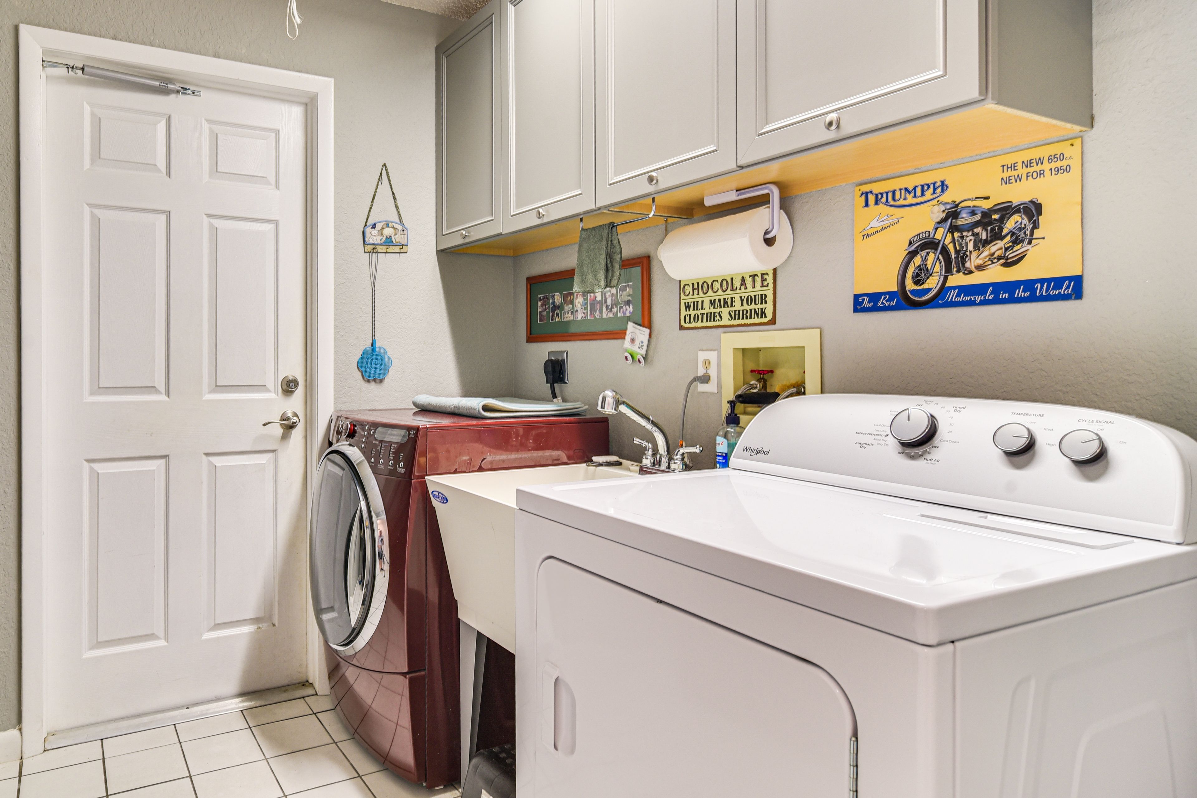 In-Unit Laundry | Washer & Dryer