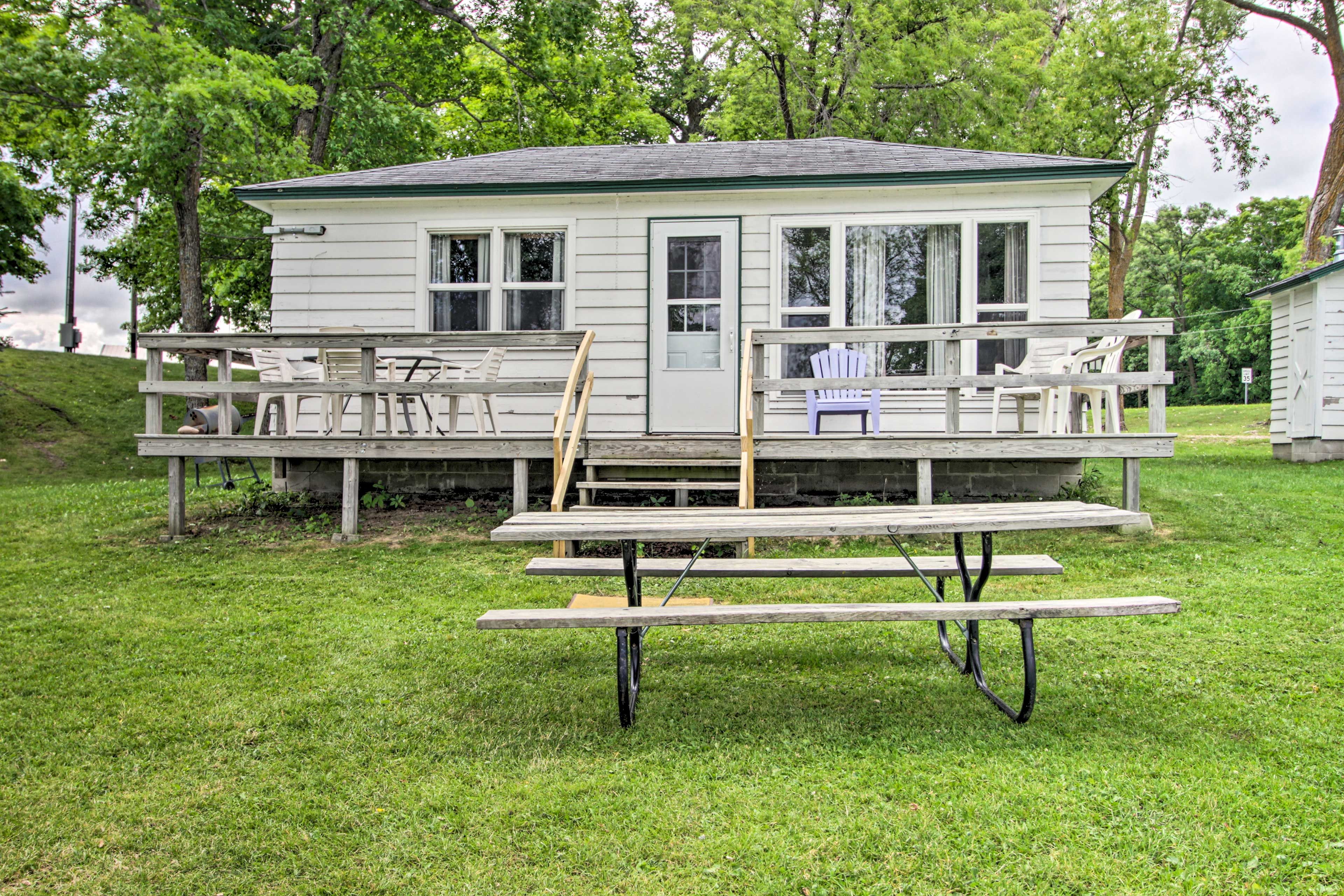 This vacation rental is perfect for all lake lovers!