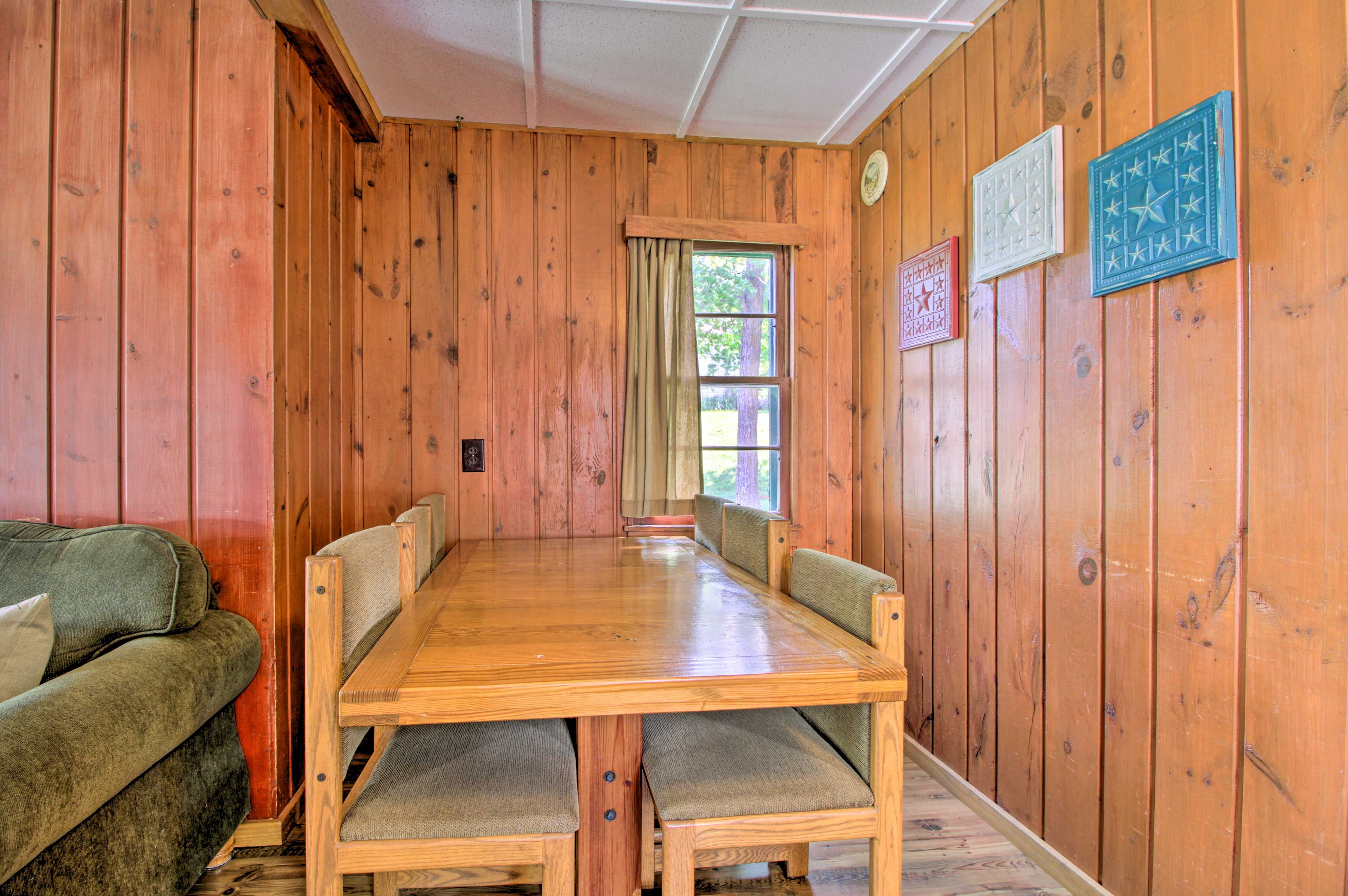 Gather around for some hearty breakfast before a day on the lake.