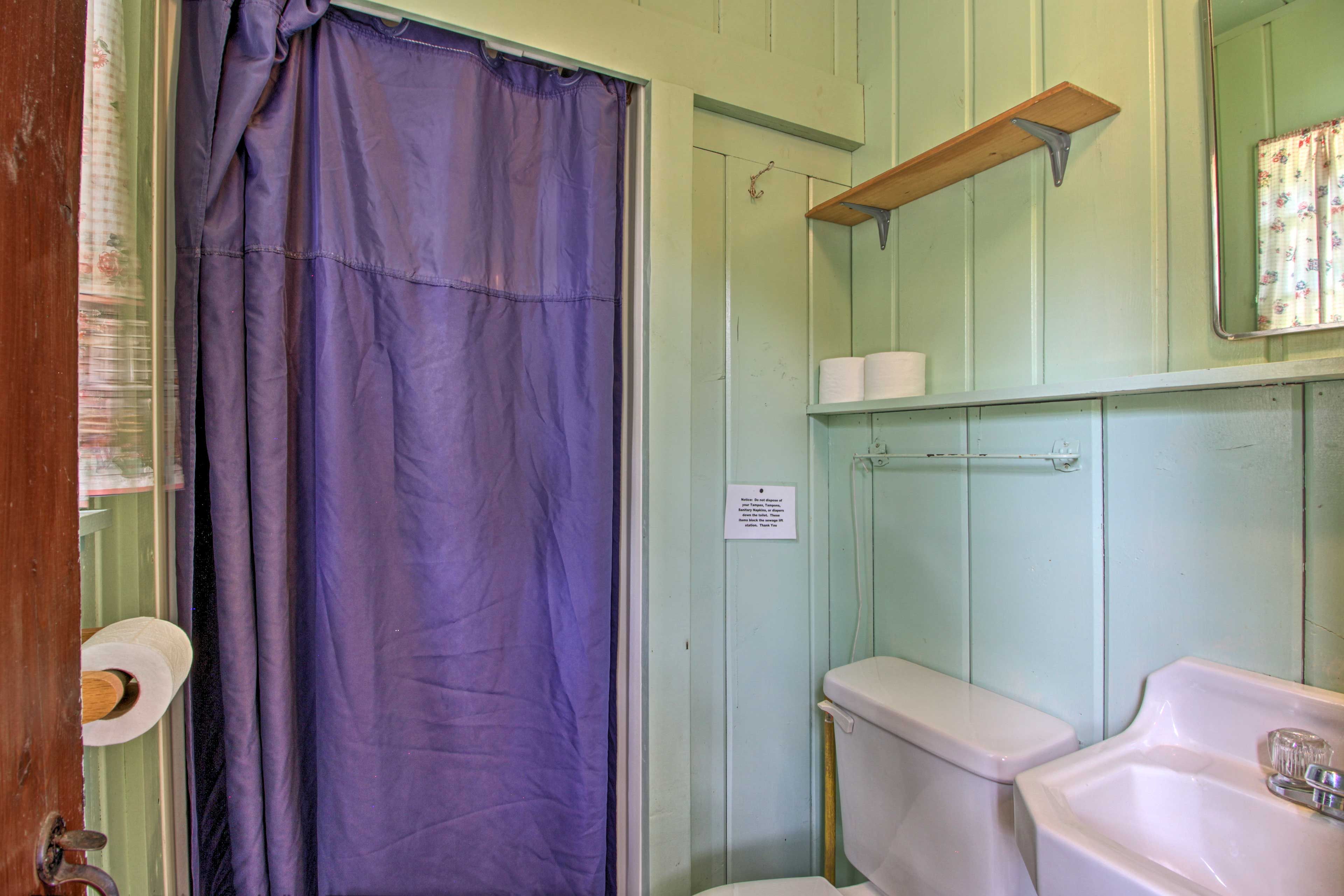 Full Bathroom