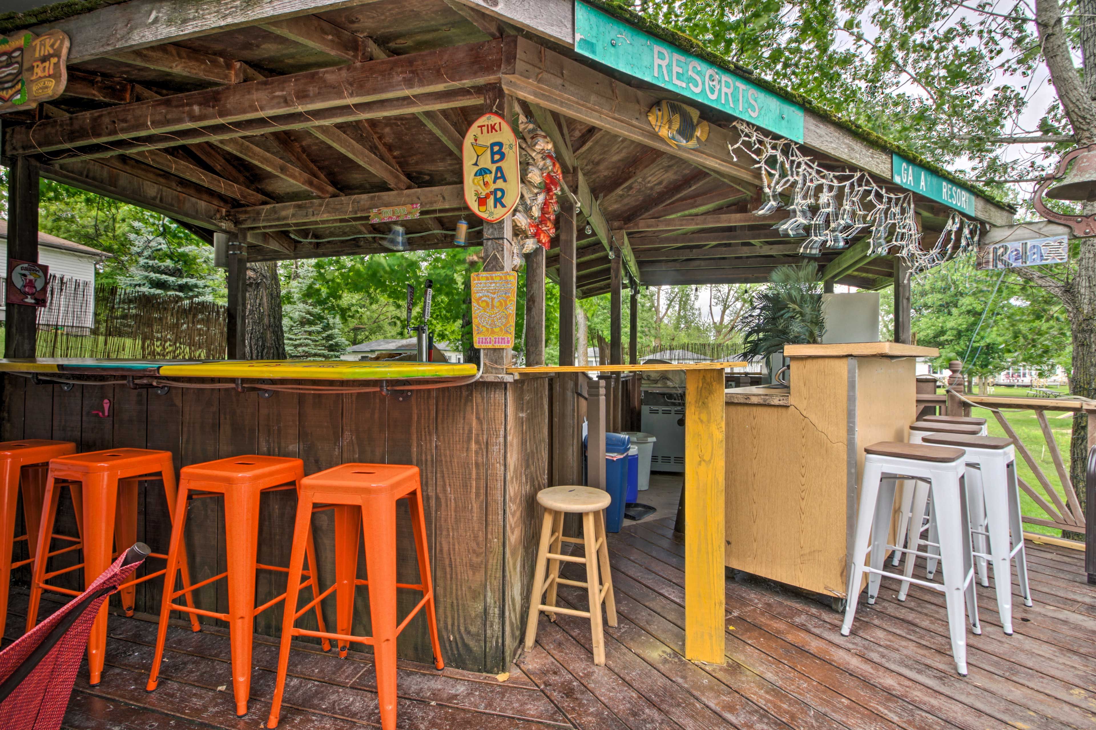 On-Site Restaurant & Bar