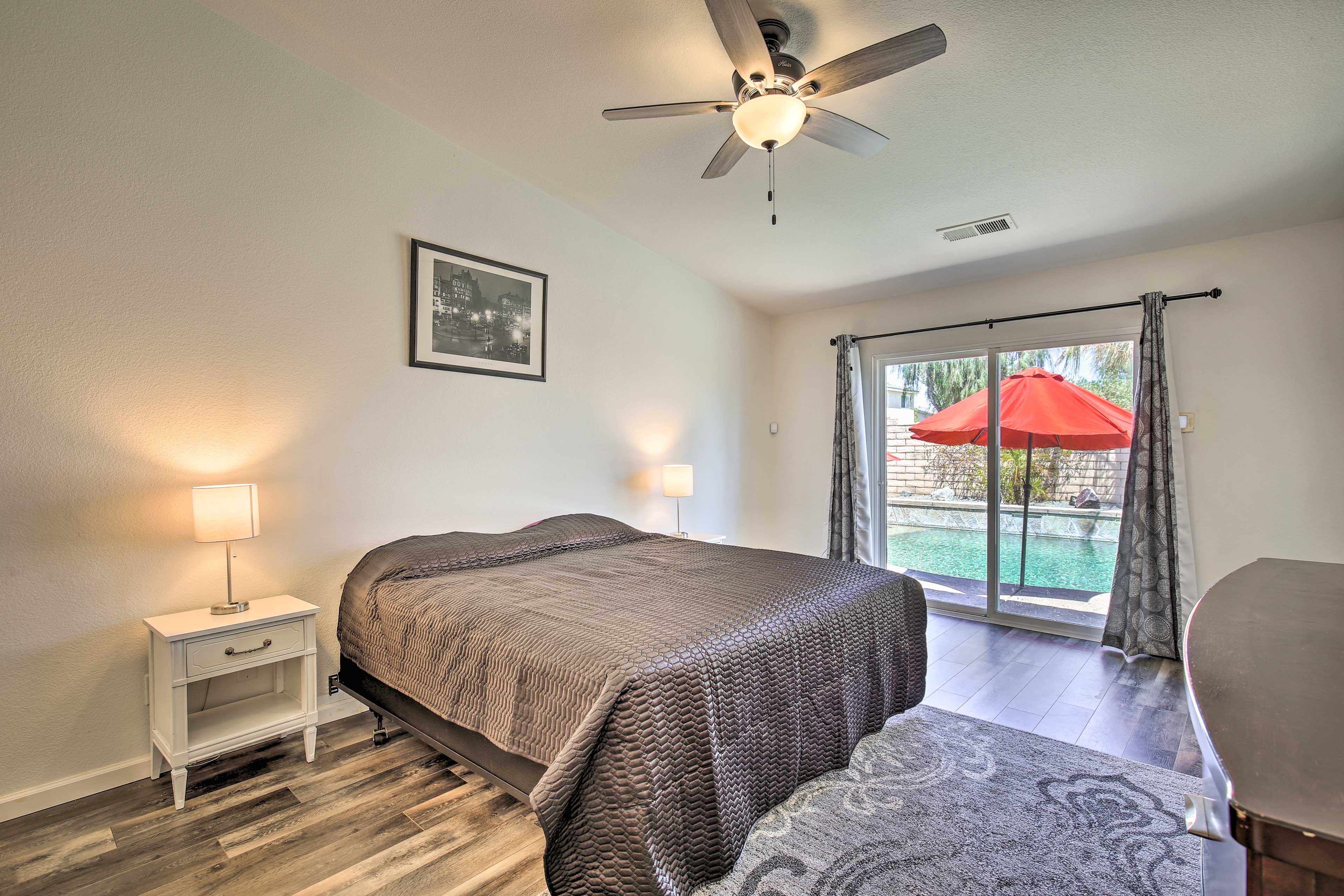 Bedroom 1 | King Bed