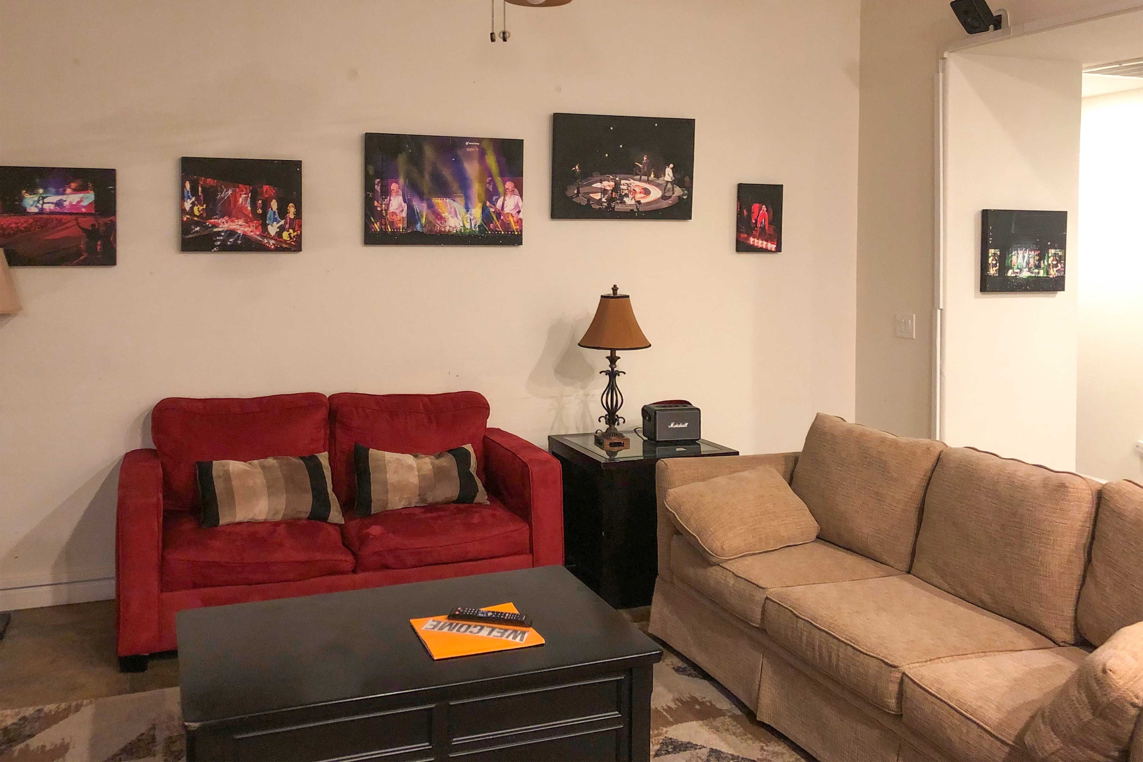 Living Area | Free WiFi | Smart TV