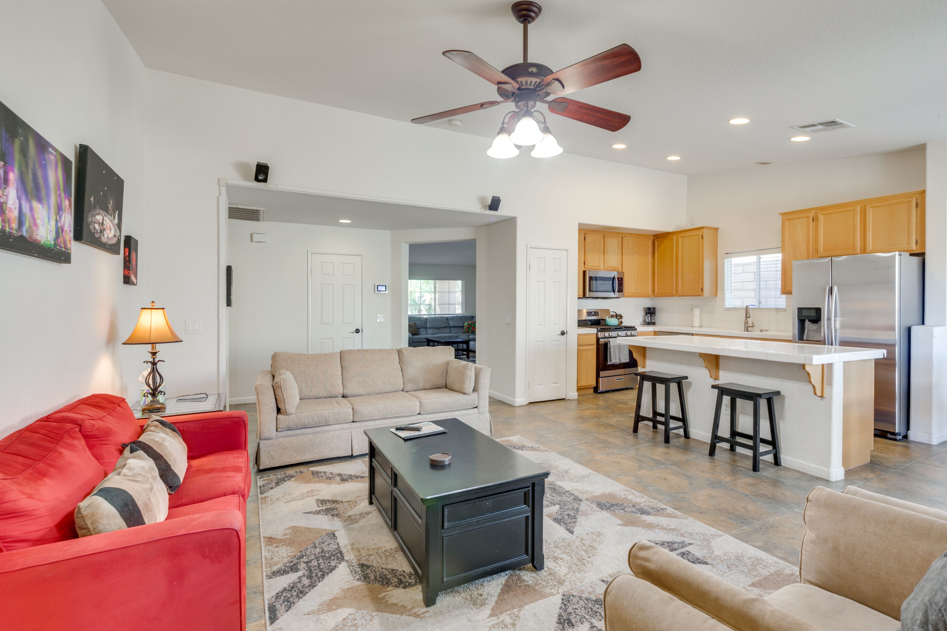 Living Area | Free WiFi | Smart TV