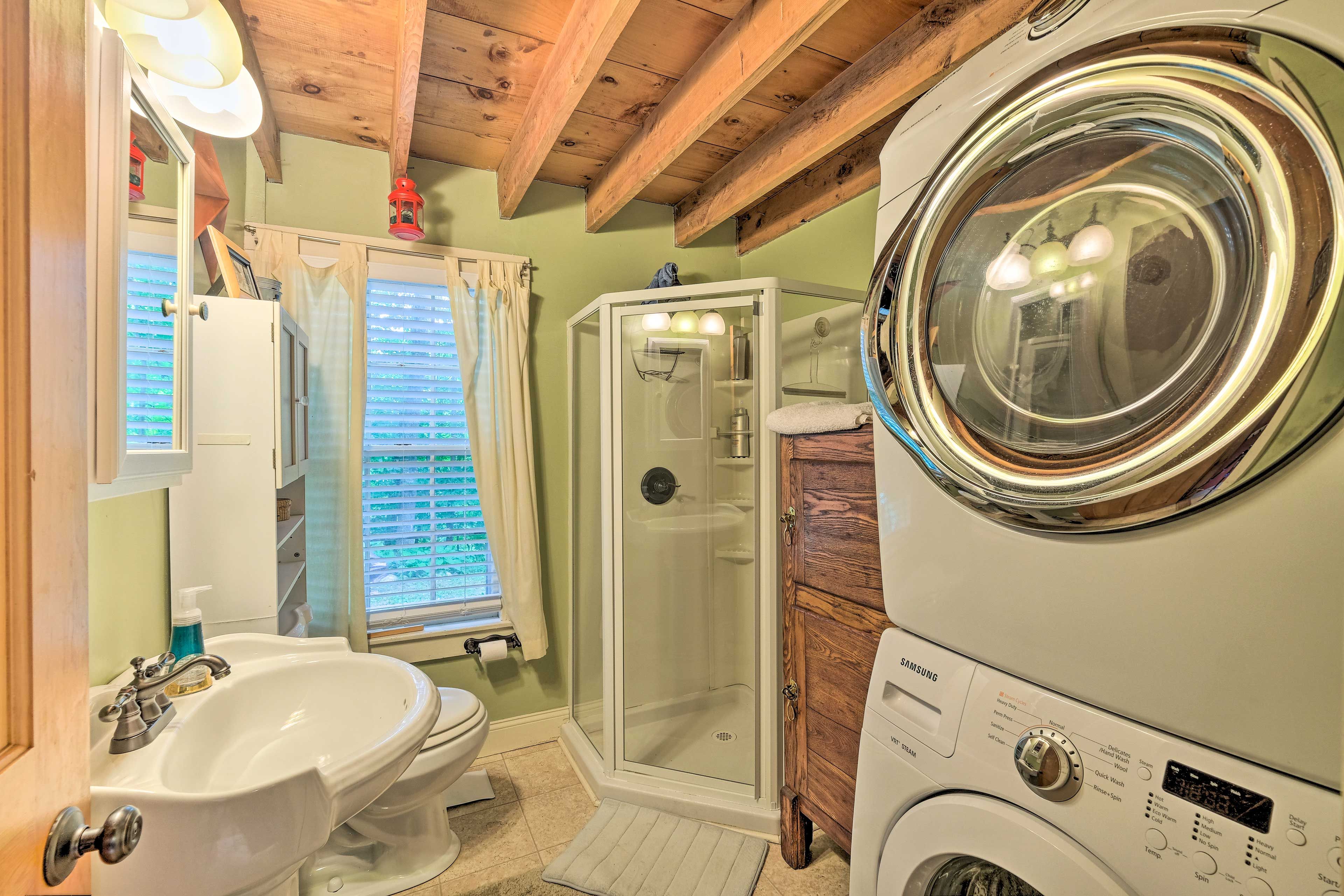 Keep your clothes clean with the washer/dryer.