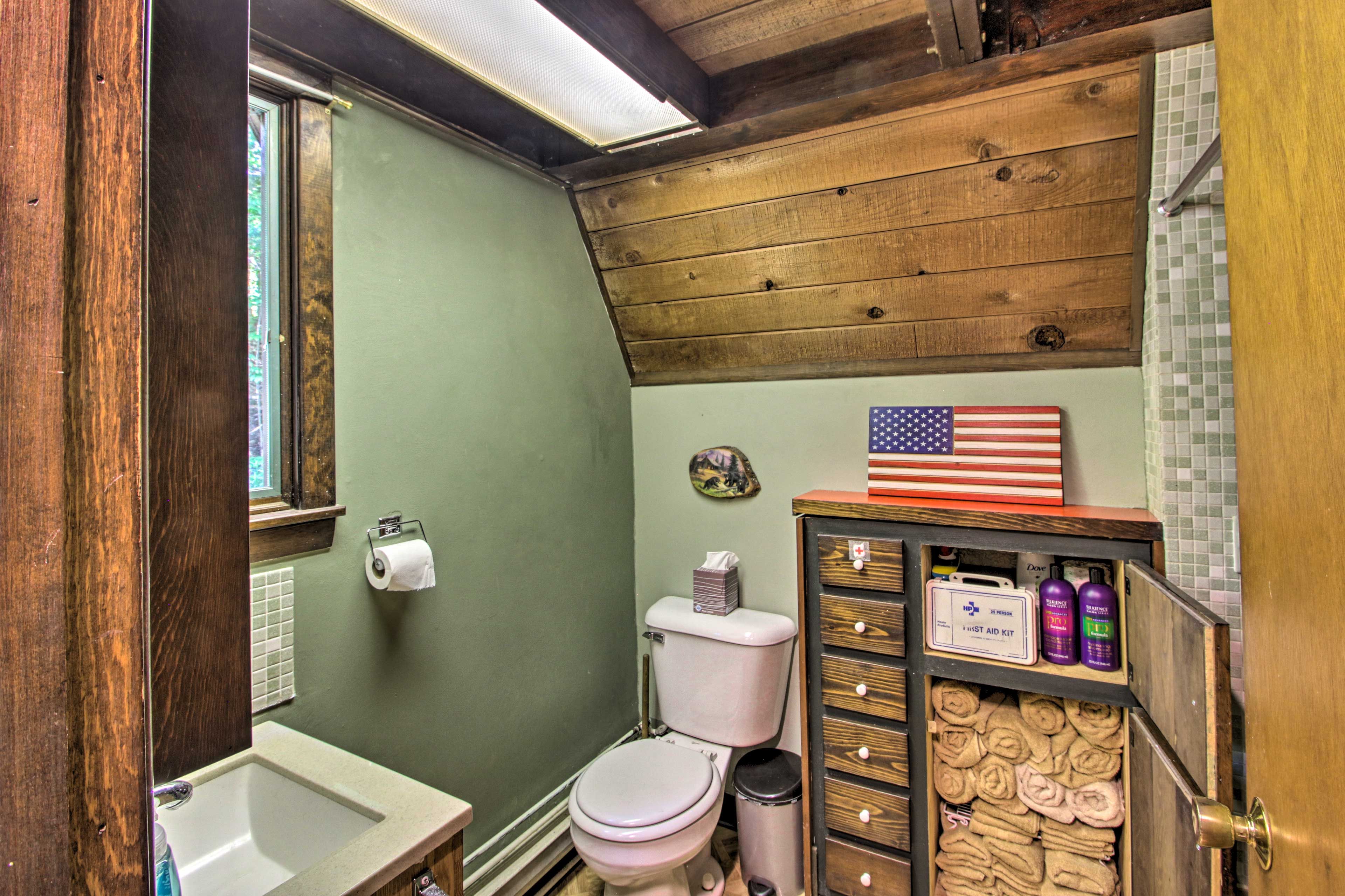 Linens and towels are provided for your stay.