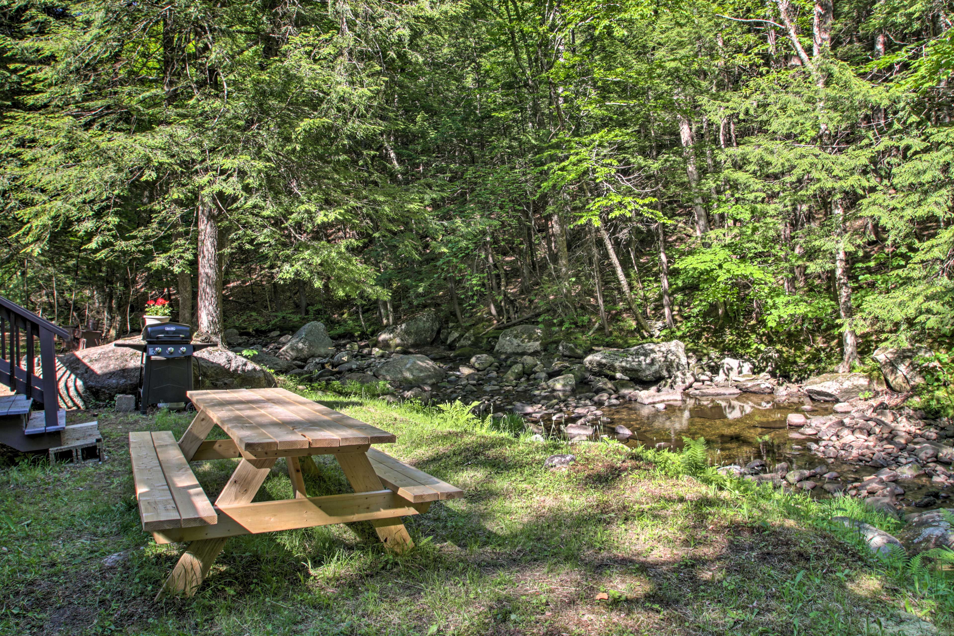 Dine al fresco with the soothing sounds of the creek in the backdrop.